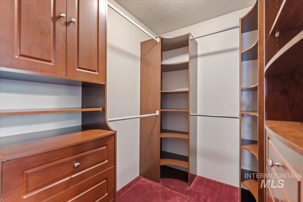 1817 N 25Th St, Boise, Idaho 83702-0214, 2 Bedrooms, 2 Bathrooms, Residential For Sale, Price $650,000,MLS 98990863