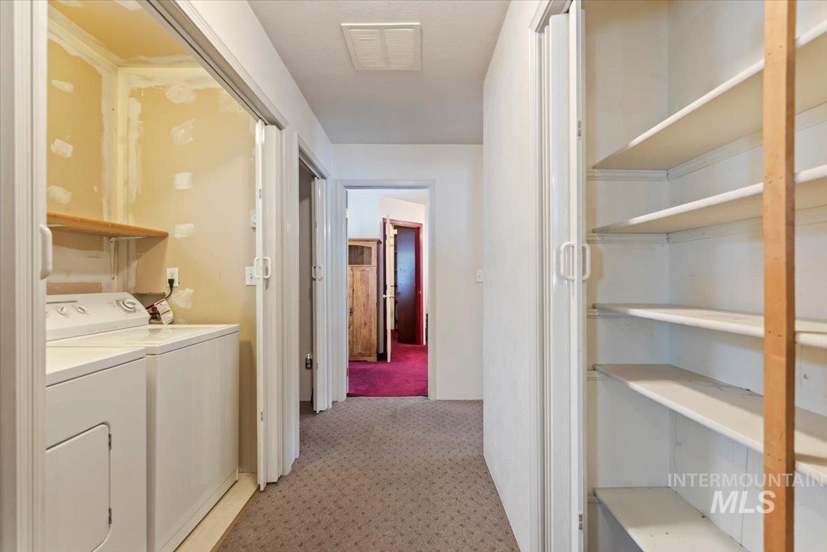 1817 N 25Th St, Boise, Idaho 83702-0214, 2 Bedrooms, 2 Bathrooms, Residential For Sale, Price $650,000,MLS 98990863