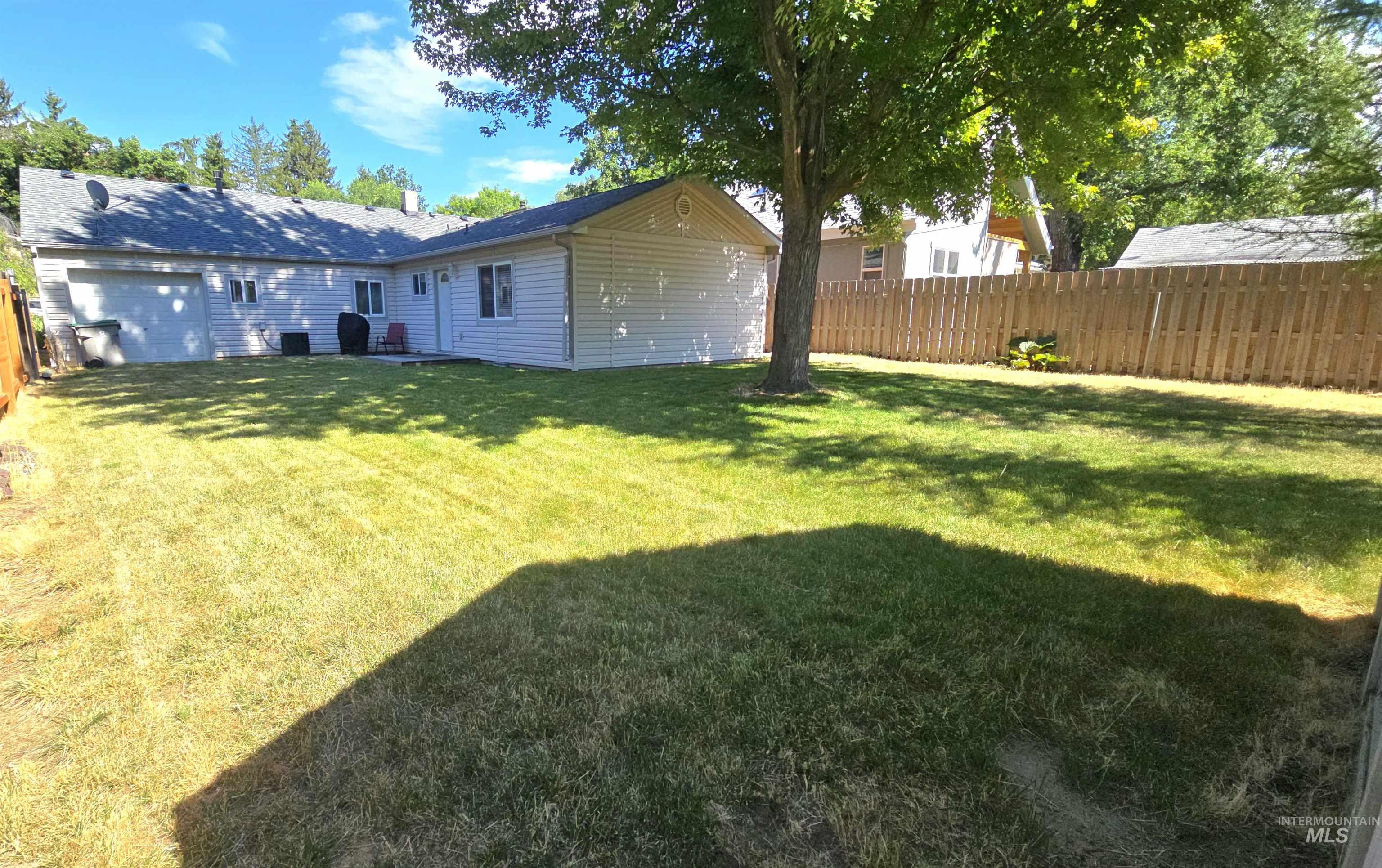 1817 N 25Th St, Boise, Idaho 83702-0214, 2 Bedrooms, 2 Bathrooms, Residential For Sale, Price $620,000, 98990863