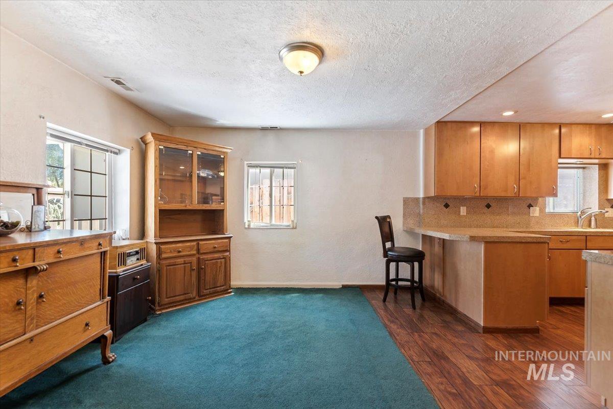 1817 N 25Th St, Boise, Idaho 83702-0214, 2 Bedrooms, 2 Bathrooms, Residential For Sale, Price $650,000,MLS 98990863