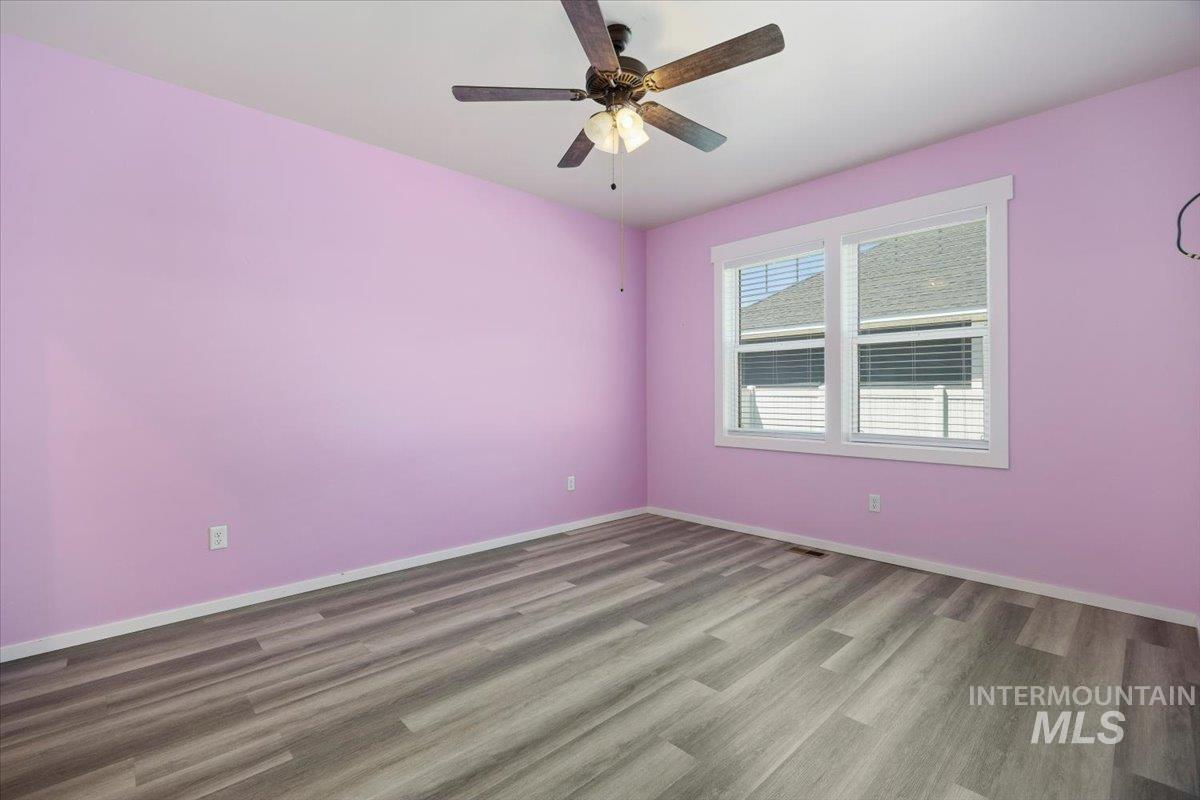 919 Victory Dr, Gooding, Idaho 83330, 3 Bedrooms, 2 Bathrooms, Residential For Sale, Price $400,000,MLS 98990865