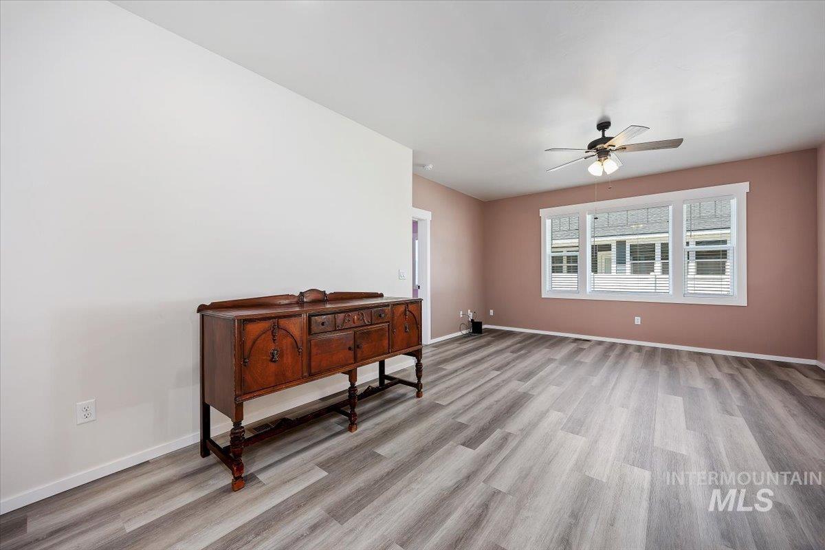 919 Victory Dr, Gooding, Idaho 83330, 3 Bedrooms, 2 Bathrooms, Residential For Sale, Price $400,000,MLS 98990865
