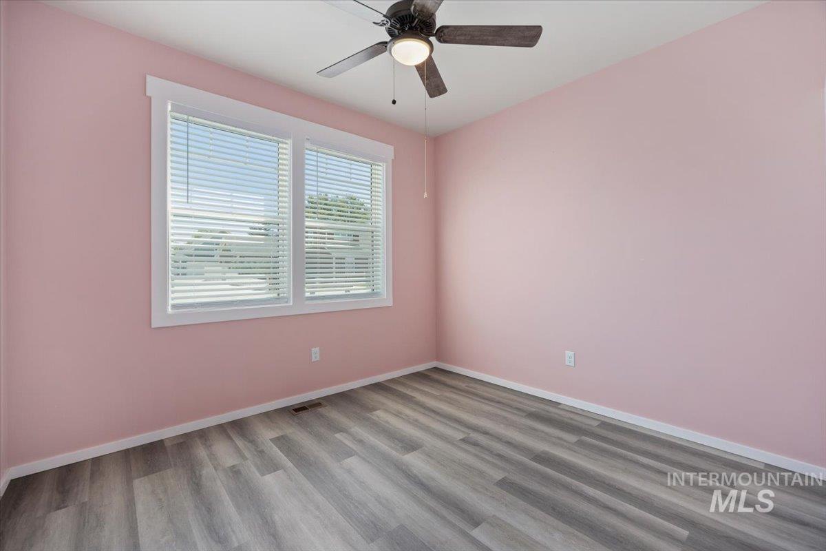 919 Victory Dr, Gooding, Idaho 83330, 3 Bedrooms, 2 Bathrooms, Residential For Sale, Price $400,000,MLS 98990865