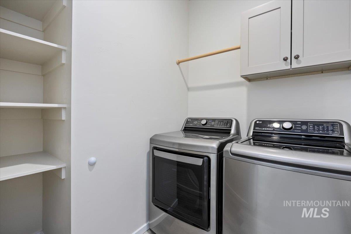 919 Victory Dr, Gooding, Idaho 83330, 3 Bedrooms, 2 Bathrooms, Residential For Sale, Price $400,000,MLS 98990865