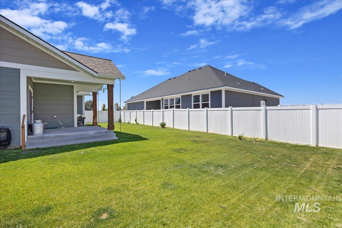 919 Victory Dr, Gooding, Idaho 83330, 3 Bedrooms, 2 Bathrooms, Residential For Sale, Price $400,000,MLS 98990865