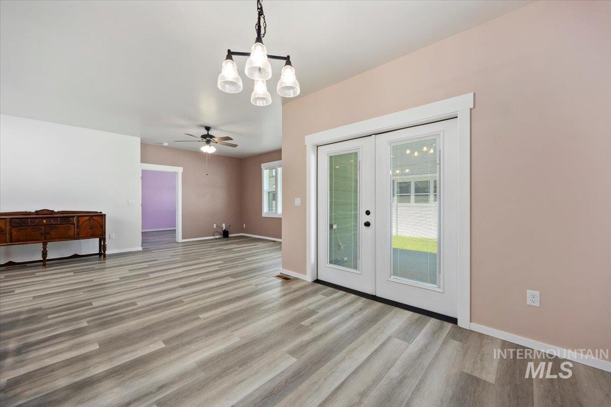 919 Victory Dr, Gooding, Idaho 83330, 3 Bedrooms, 2 Bathrooms, Residential For Sale, Price $400,000,MLS 98990865