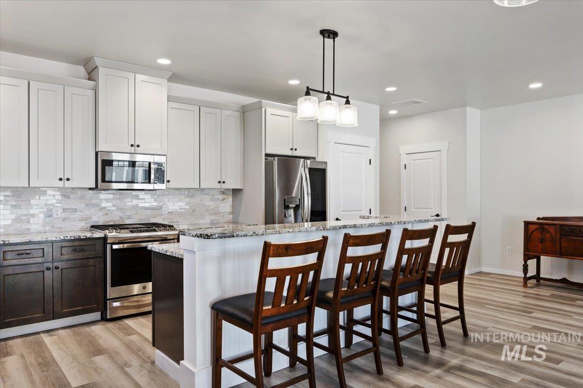 919 Victory Dr, Gooding, Idaho 83330, 3 Bedrooms, 2 Bathrooms, Residential For Sale, Price $400,000,MLS 98990865