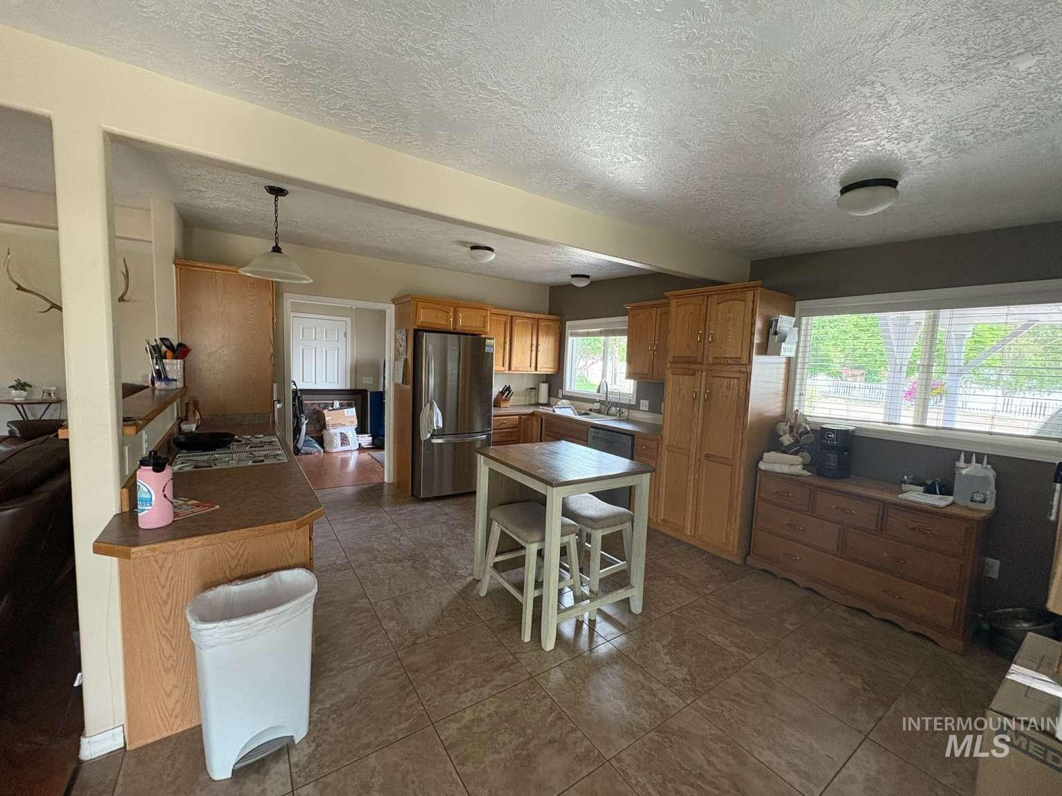 911 N 4Th St, Parma, Idaho 83660, 3 Bedrooms, 2 Bathrooms, Residential For Sale, Price $399,000,MLS 98990866