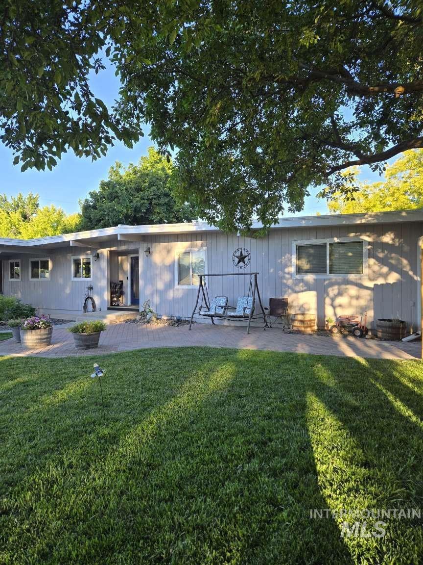 911 N 4Th St, Parma, Idaho 83660, 3 Bedrooms, 2 Bathrooms, Residential For Sale, Price $399,000,MLS 98990866
