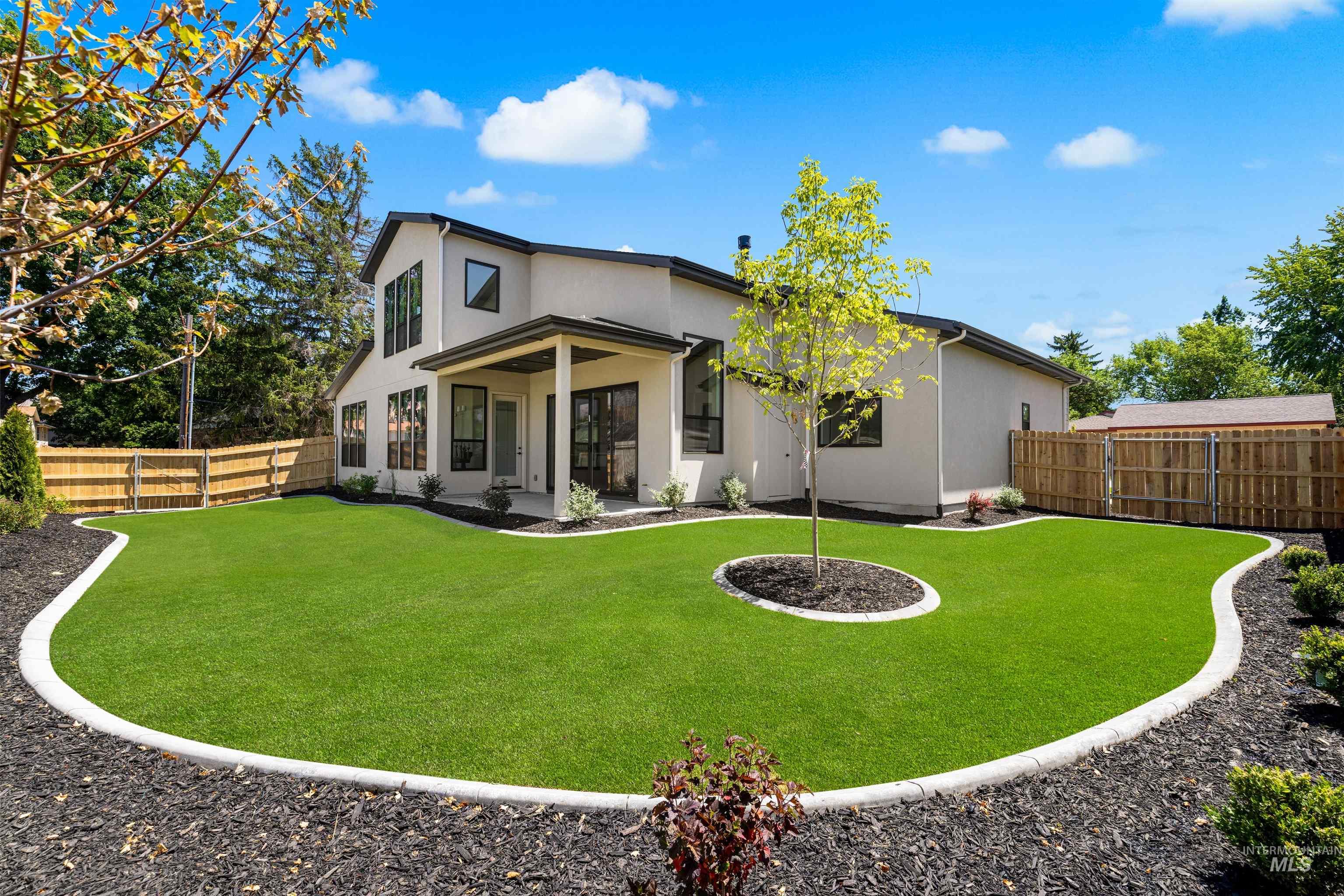 2591 S Greenwood Circle, Boise, Idaho 83706, 4 Bedrooms, 3.5 Bathrooms, Residential For Sale, Price $1,275,000,MLS 98990867