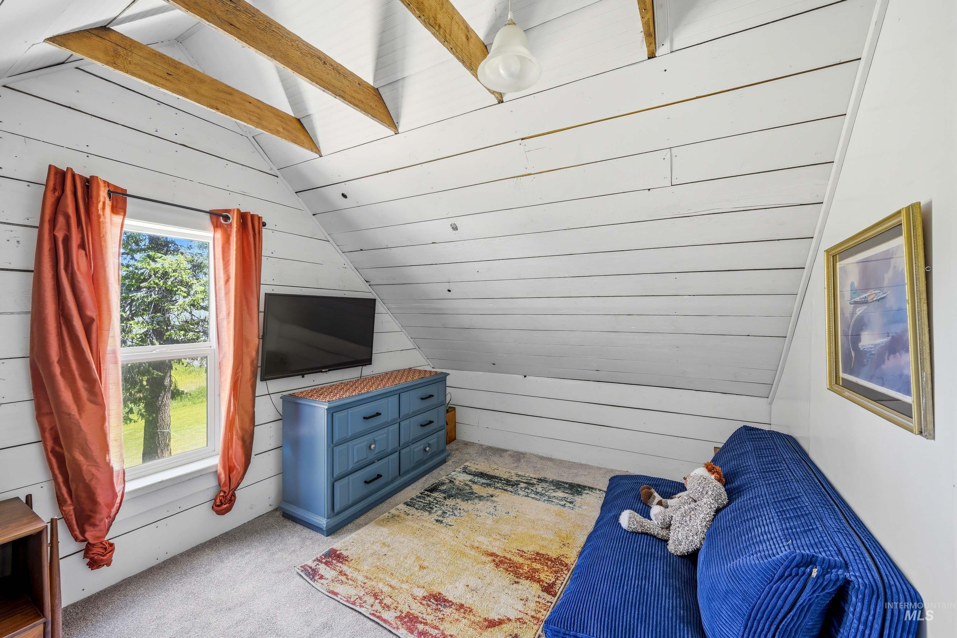 1185 Paradise Ridge Rd, Moscow, Idaho 83843, 4 Bedrooms, 2 Bathrooms, Residential For Sale, Price $540,000,MLS 98990869