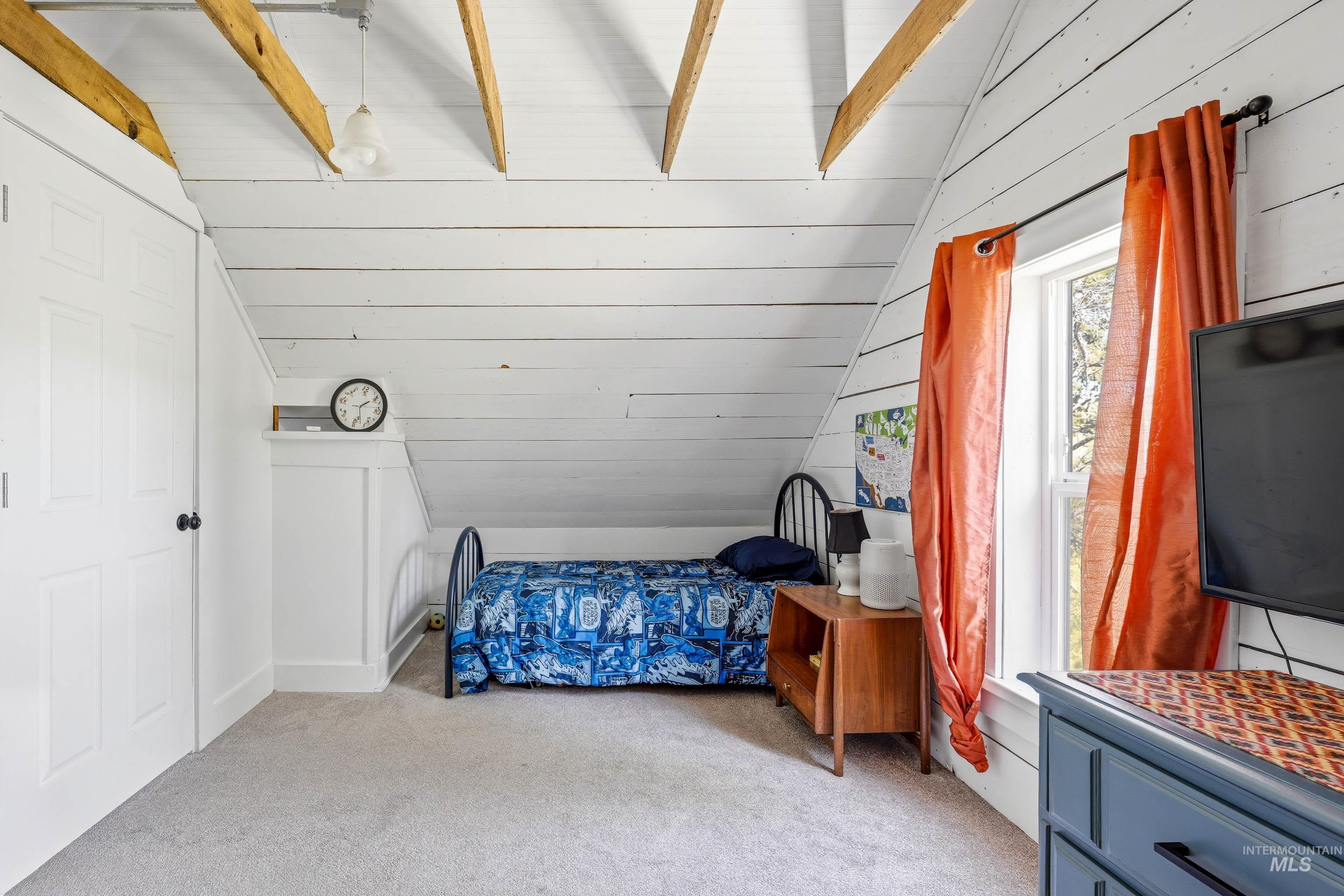 1185 Paradise Ridge Rd, Moscow, Idaho 83843, 4 Bedrooms, 2 Bathrooms, Residential For Sale, Price $540,000,MLS 98990869