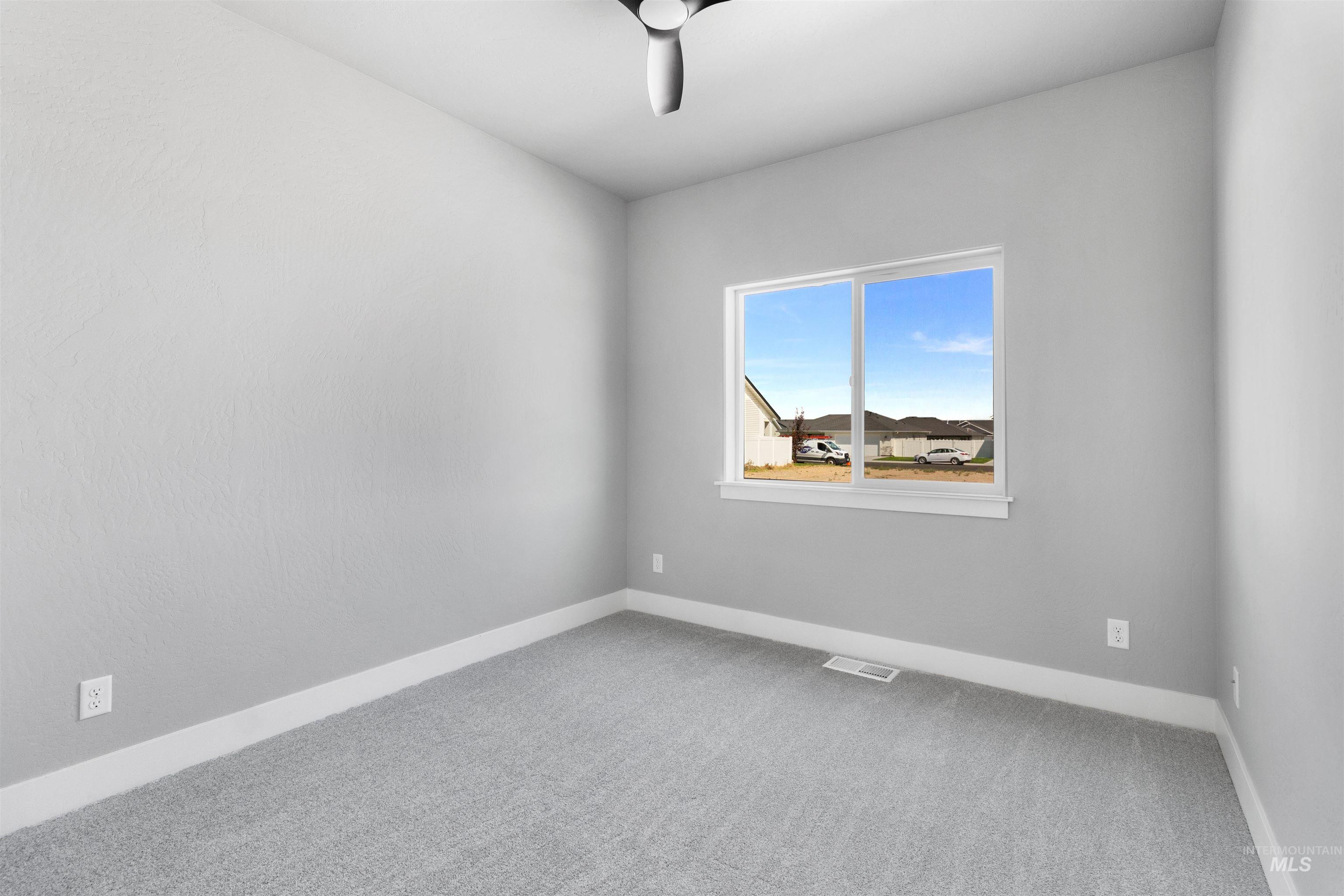 1222 Ira Burton, Twin Falls, Idaho 83301, 4 Bedrooms, 2.5 Bathrooms, Residential For Sale, Price $525,000,MLS 98990870