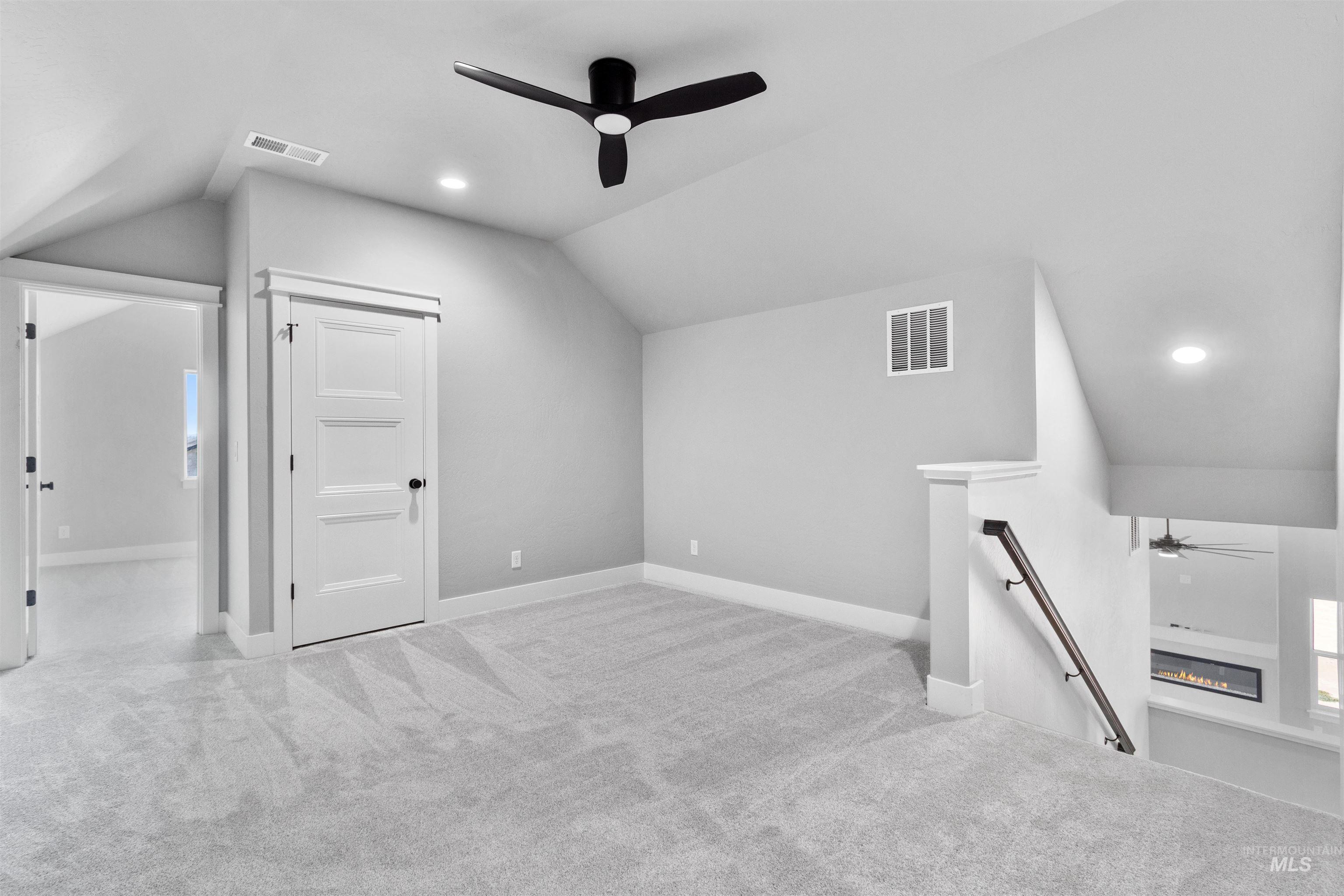 1222 Ira Burton, Twin Falls, Idaho 83301, 4 Bedrooms, 2.5 Bathrooms, Residential For Sale, Price $525,000,MLS 98990870