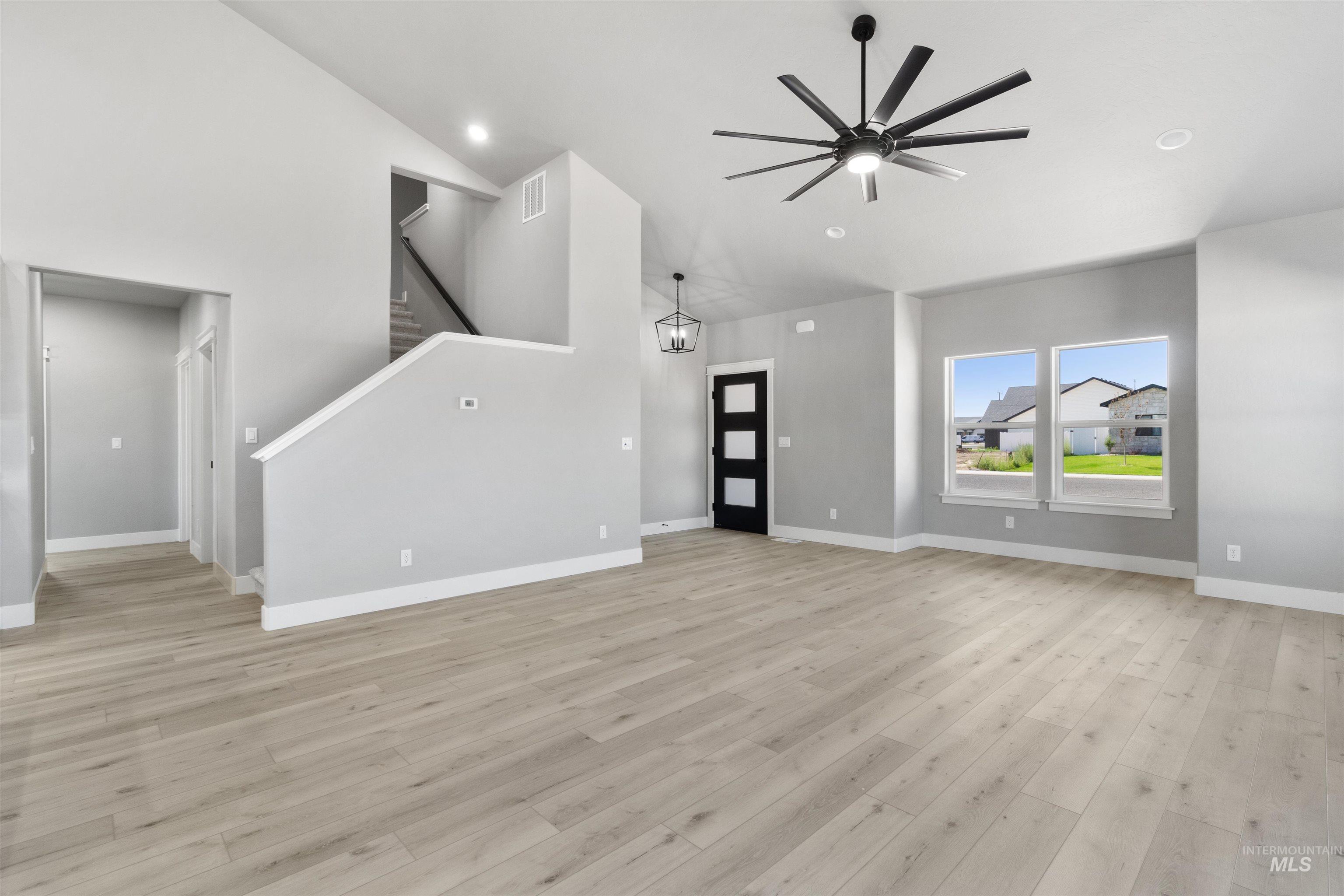 1222 Ira Burton, Twin Falls, Idaho 83301, 4 Bedrooms, 2.5 Bathrooms, Residential For Sale, Price $525,000,MLS 98990870