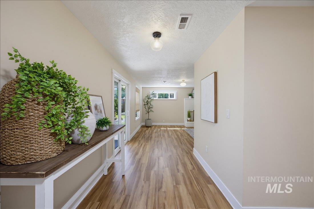 1803 S Atlantic St, Boise, Idaho 83705, 4 Bedrooms, 2 Bathrooms, Residential For Sale, Price $535,000,MLS 98990871