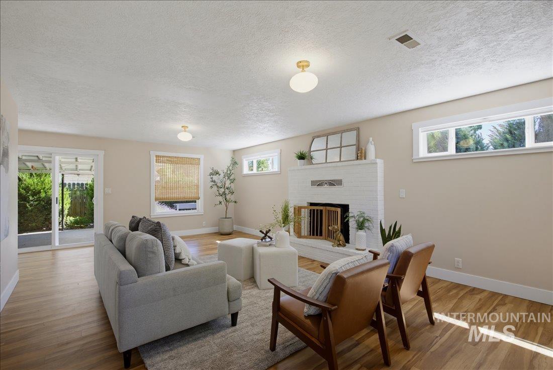 1803 S Atlantic St, Boise, Idaho 83705, 4 Bedrooms, 2 Bathrooms, Residential For Sale, Price $535,000,MLS 98990871