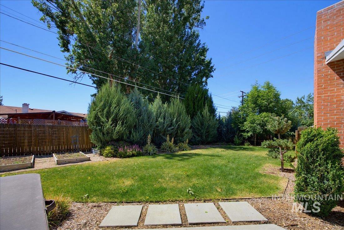1803 S Atlantic St, Boise, Idaho 83705, 4 Bedrooms, 2 Bathrooms, Residential For Sale, Price $535,000,MLS 98990871