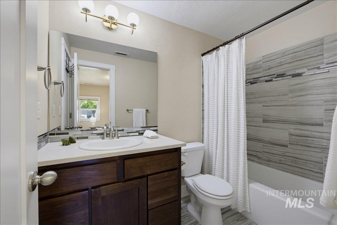 1803 S Atlantic St, Boise, Idaho 83705, 4 Bedrooms, 2 Bathrooms, Residential For Sale, Price $535,000,MLS 98990871