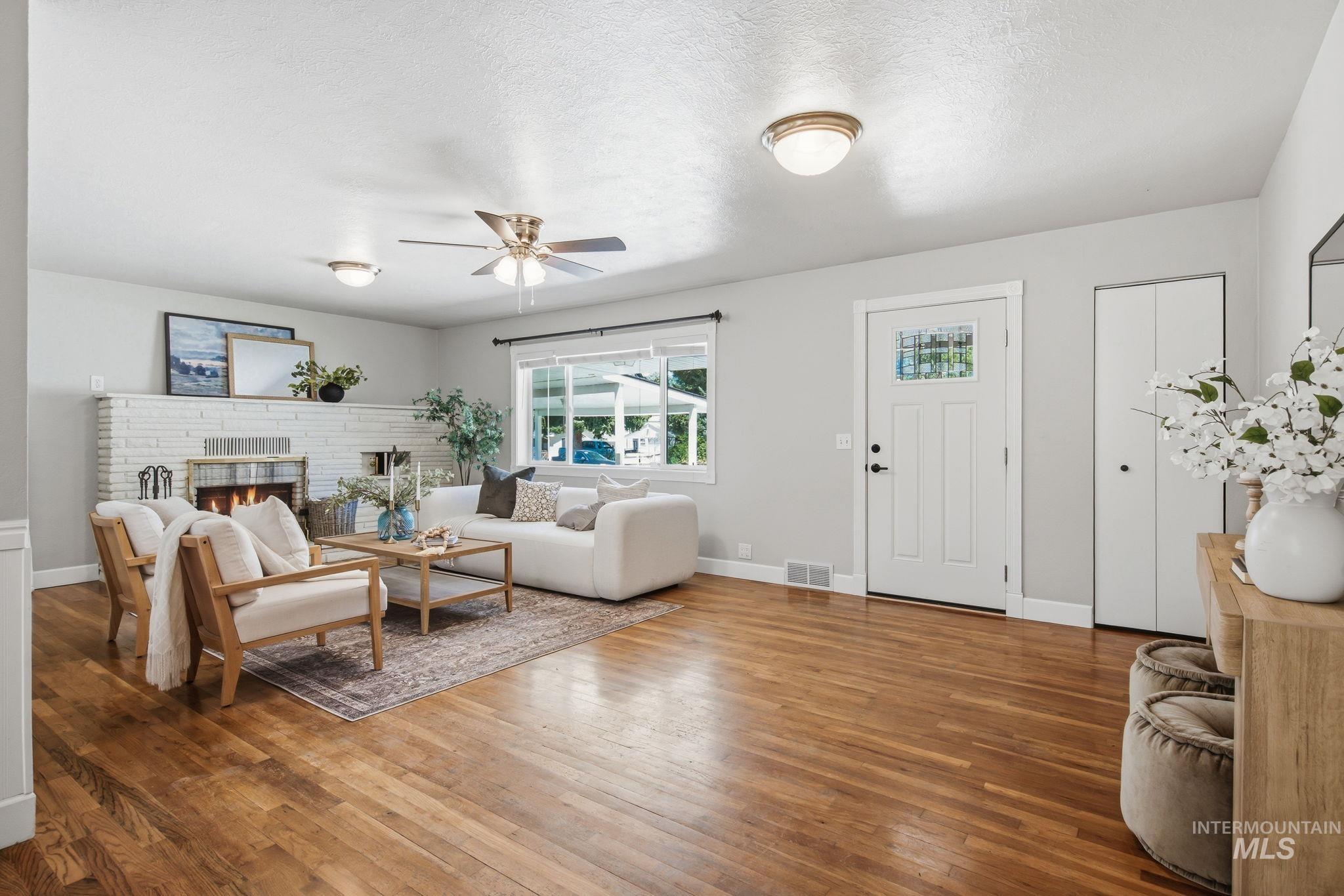 113 Smith Avenue, Nampa, Idaho 83651, 5 Bedrooms, 2 Bathrooms, Residential For Sale, Price $450,000,MLS 98990872