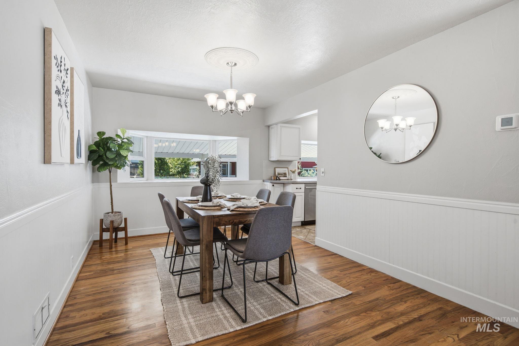 113 Smith Avenue, Nampa, Idaho 83651, 5 Bedrooms, 2 Bathrooms, Residential For Sale, Price $450,000,MLS 98990872