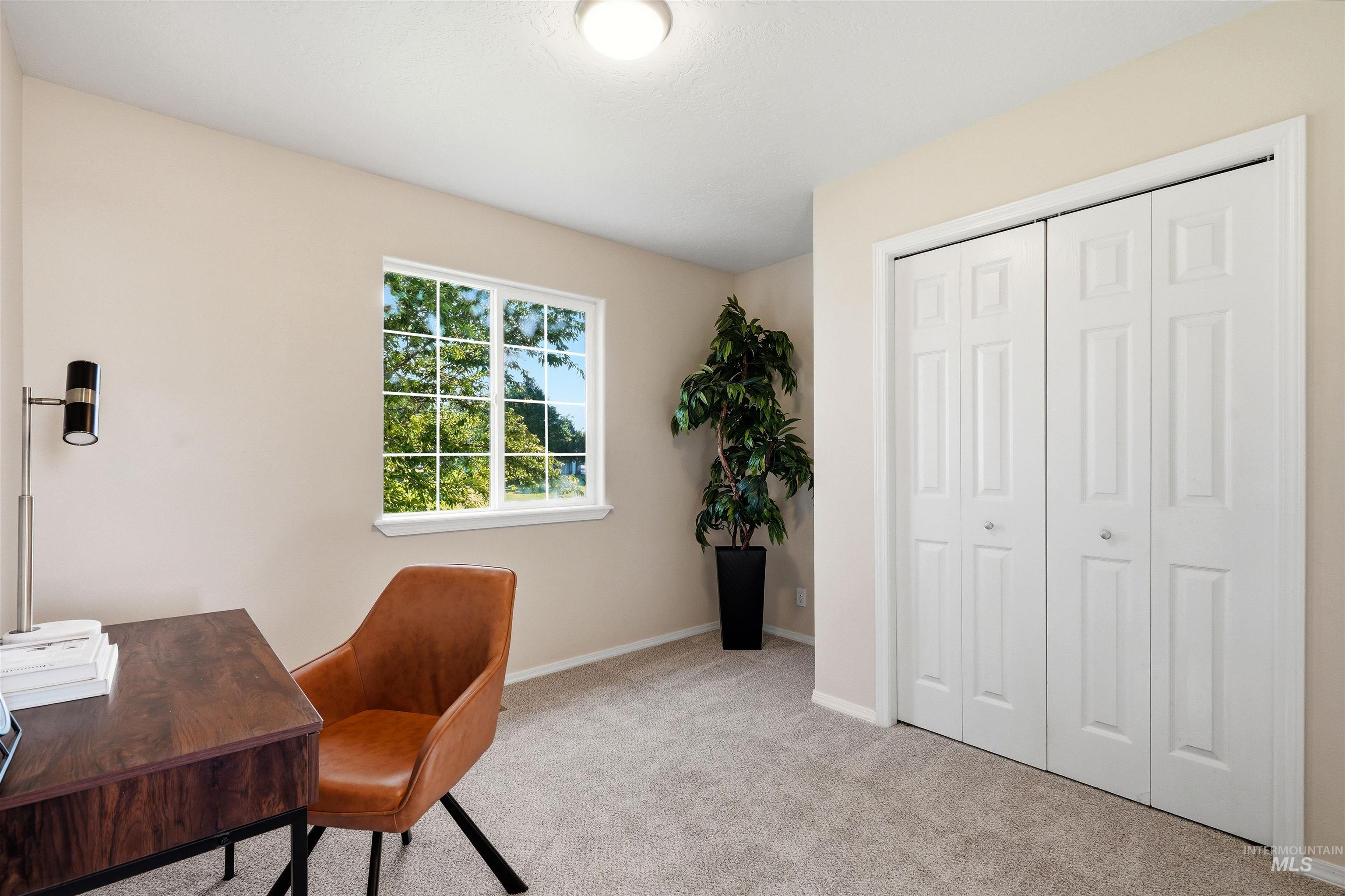 1573 W Hayfield Ct, Kuna, Idaho 83634, 3 Bedrooms, 2 Bathrooms, Residential For Sale, Price $399,500,MLS 98990876
