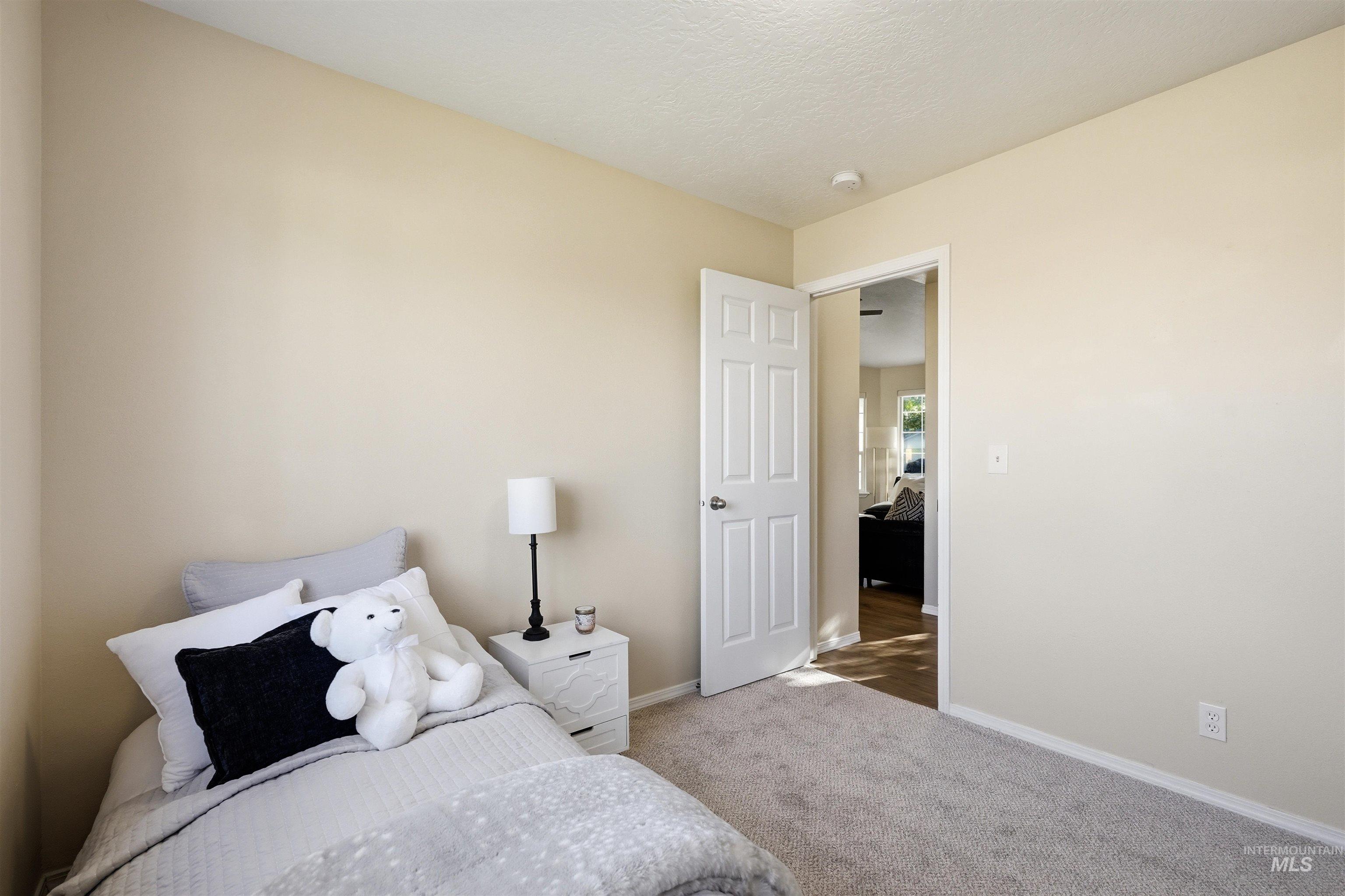 1573 W Hayfield Ct, Kuna, Idaho 83634, 3 Bedrooms, 2 Bathrooms, Residential For Sale, Price $399,500,MLS 98990876