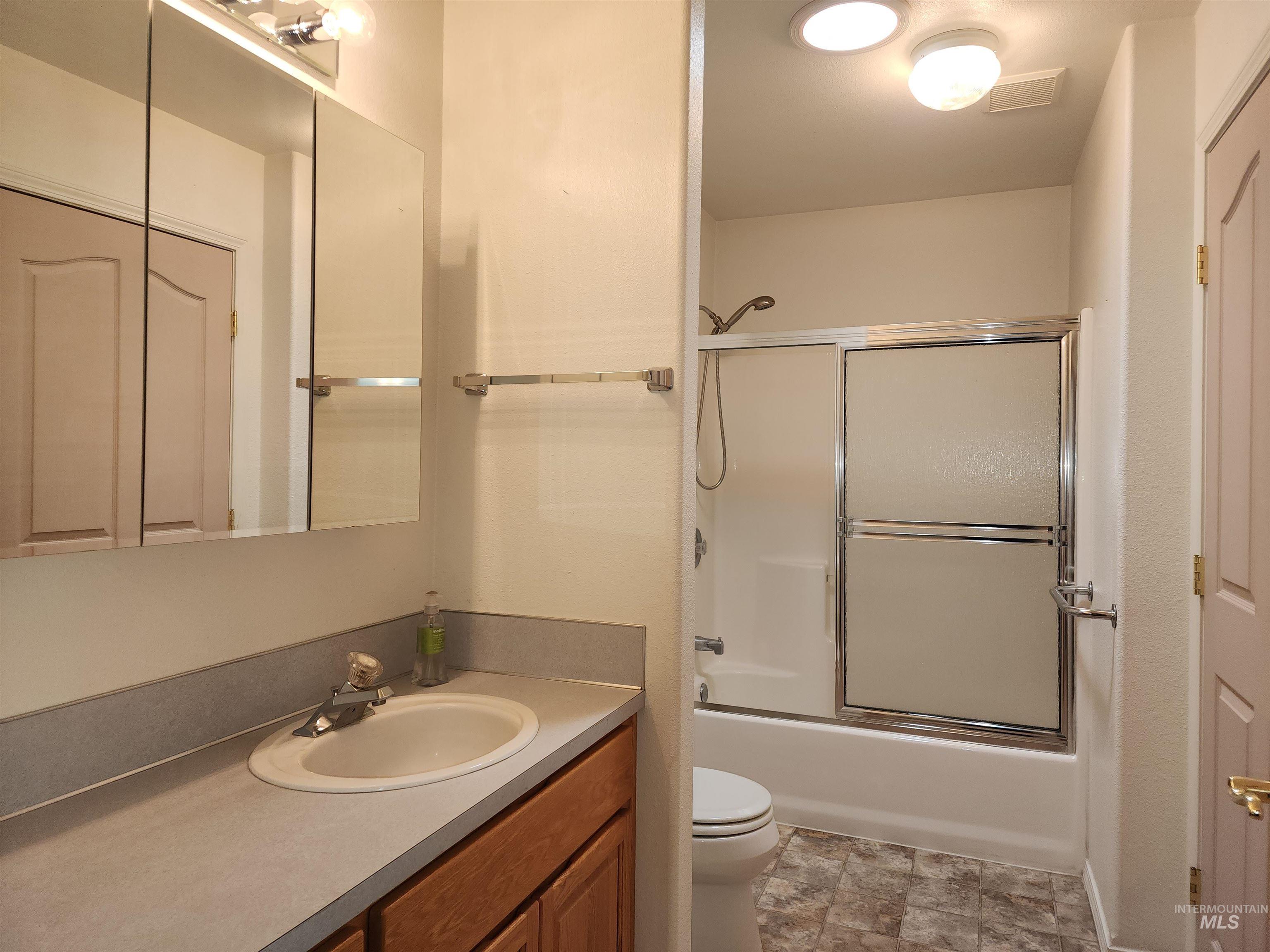 2871 Hwy 12, Clarkston, Washington 99403, 3 Bedrooms, 3 Bathrooms, Residential For Sale, Price $899,900,MLS 98990877