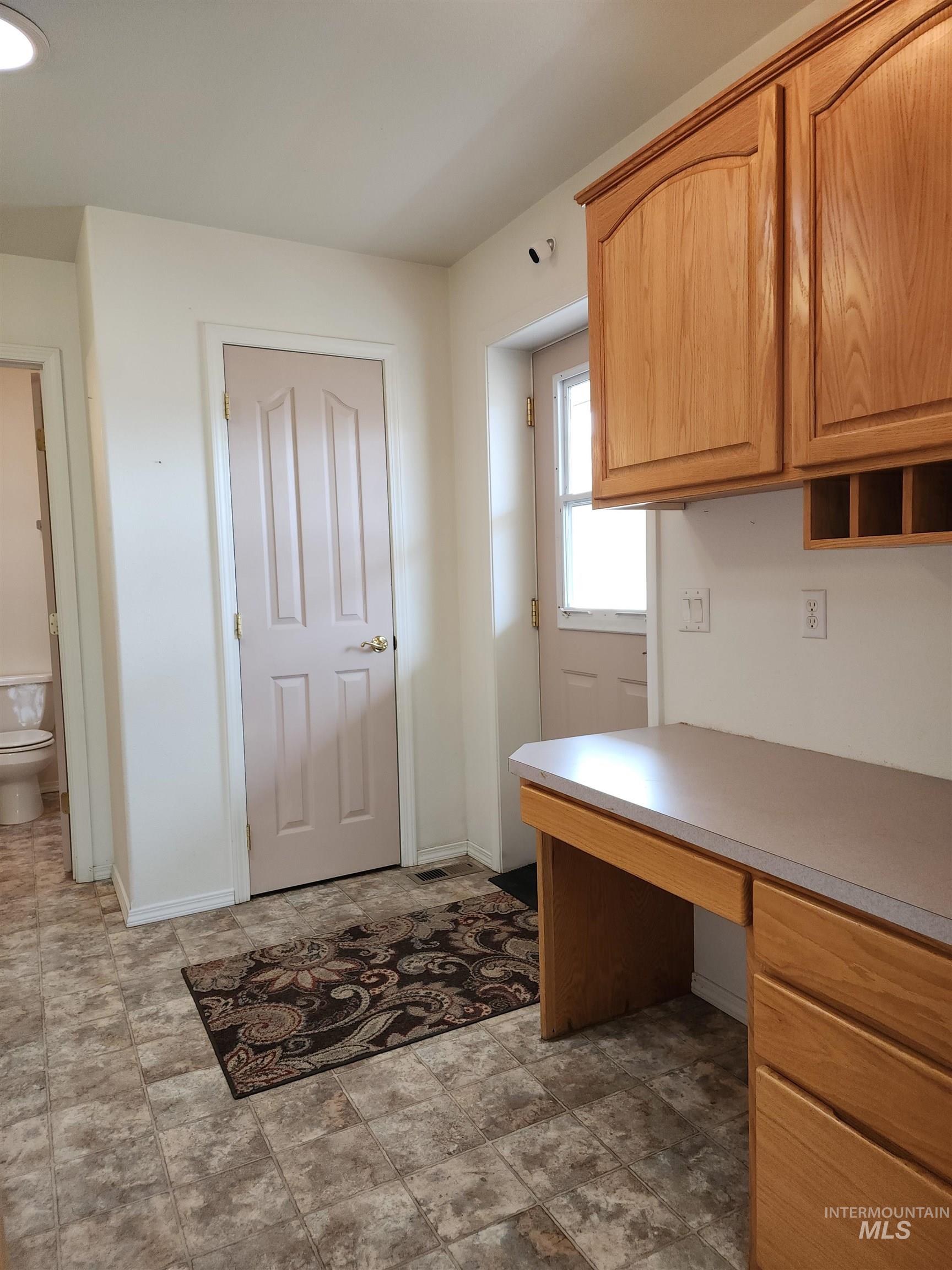 2871 Hwy 12, Clarkston, Washington 99403, 3 Bedrooms, 3 Bathrooms, Residential For Sale, Price $899,900,MLS 98990877