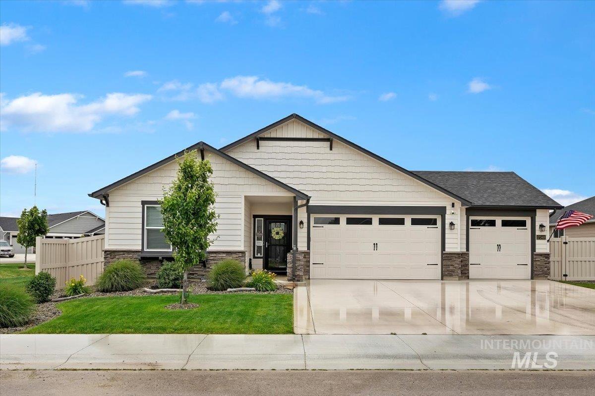 17348 N Domingo Pl, Nampa, Idaho 83687, 4 Bedrooms, 2 Bathrooms, Residential For Sale, Price $525,000,MLS 98990879