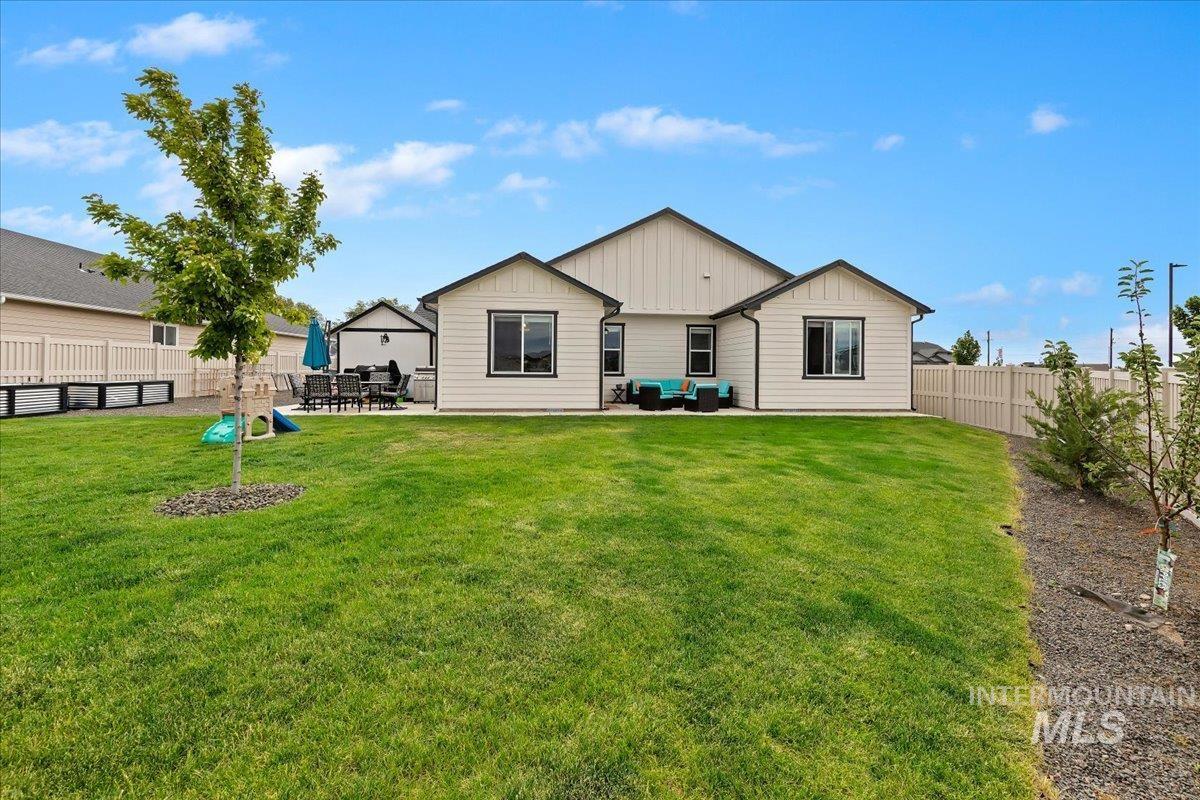17348 N Domingo Pl, Nampa, Idaho 83687, 4 Bedrooms, 2 Bathrooms, Residential For Sale, Price $525,000,MLS 98990879