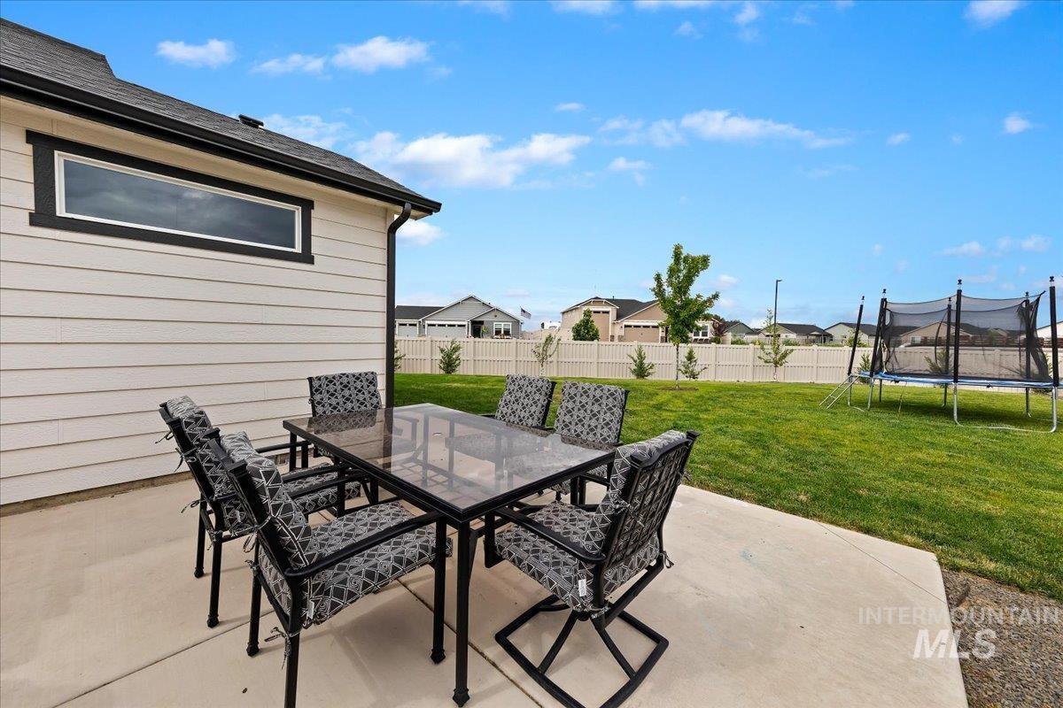 17348 N Domingo Pl, Nampa, Idaho 83687, 4 Bedrooms, 2 Bathrooms, Residential For Sale, Price $525,000,MLS 98990879