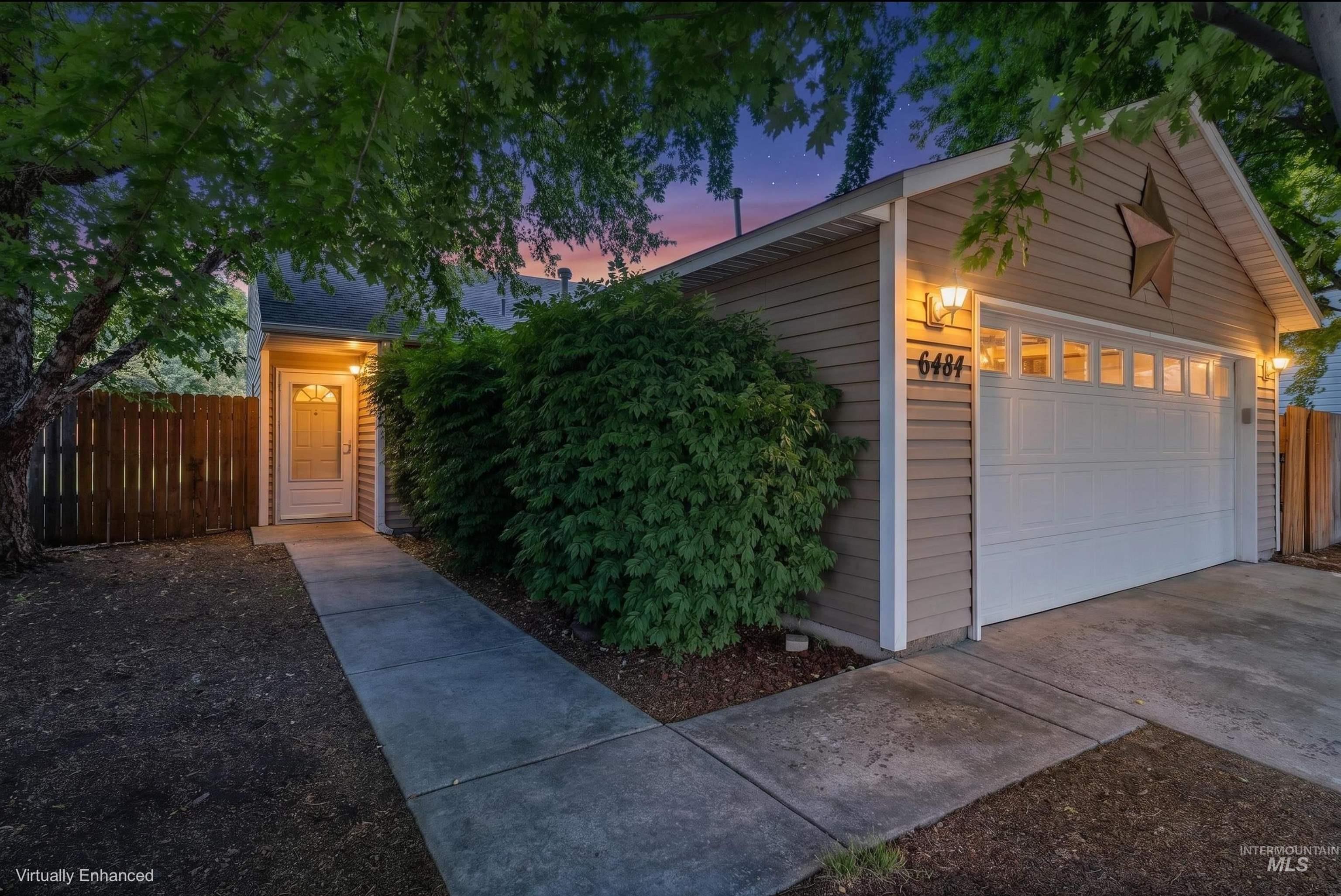 6484 S White Cliff Ave, Boise, Idaho 83709, 3 Bedrooms, 2 Bathrooms, Residential For Sale, Price $375,000,MLS 98990881