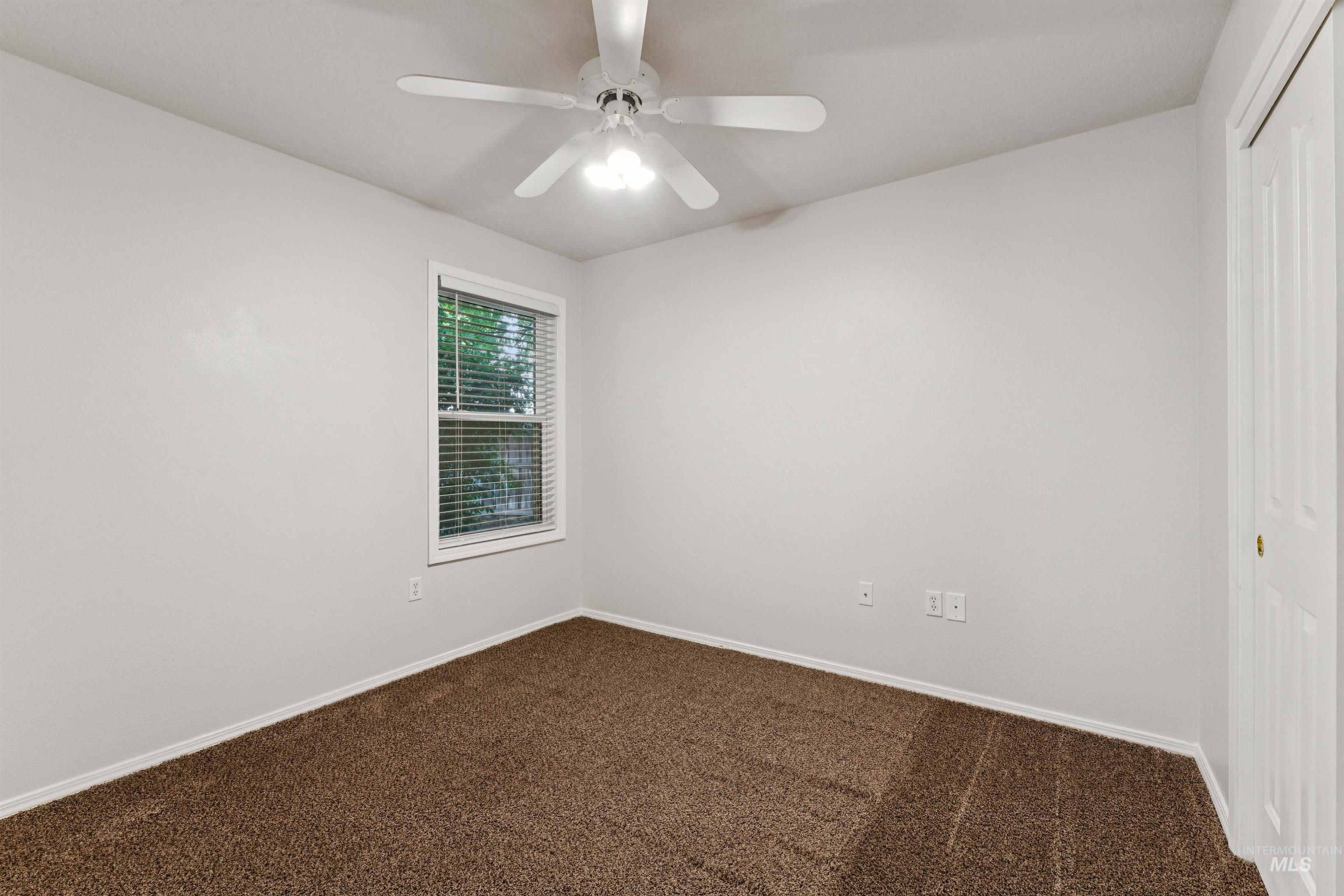 6484 S White Cliff Ave, Boise, Idaho 83709, 3 Bedrooms, 2 Bathrooms, Residential For Sale, Price $375,000,MLS 98990881