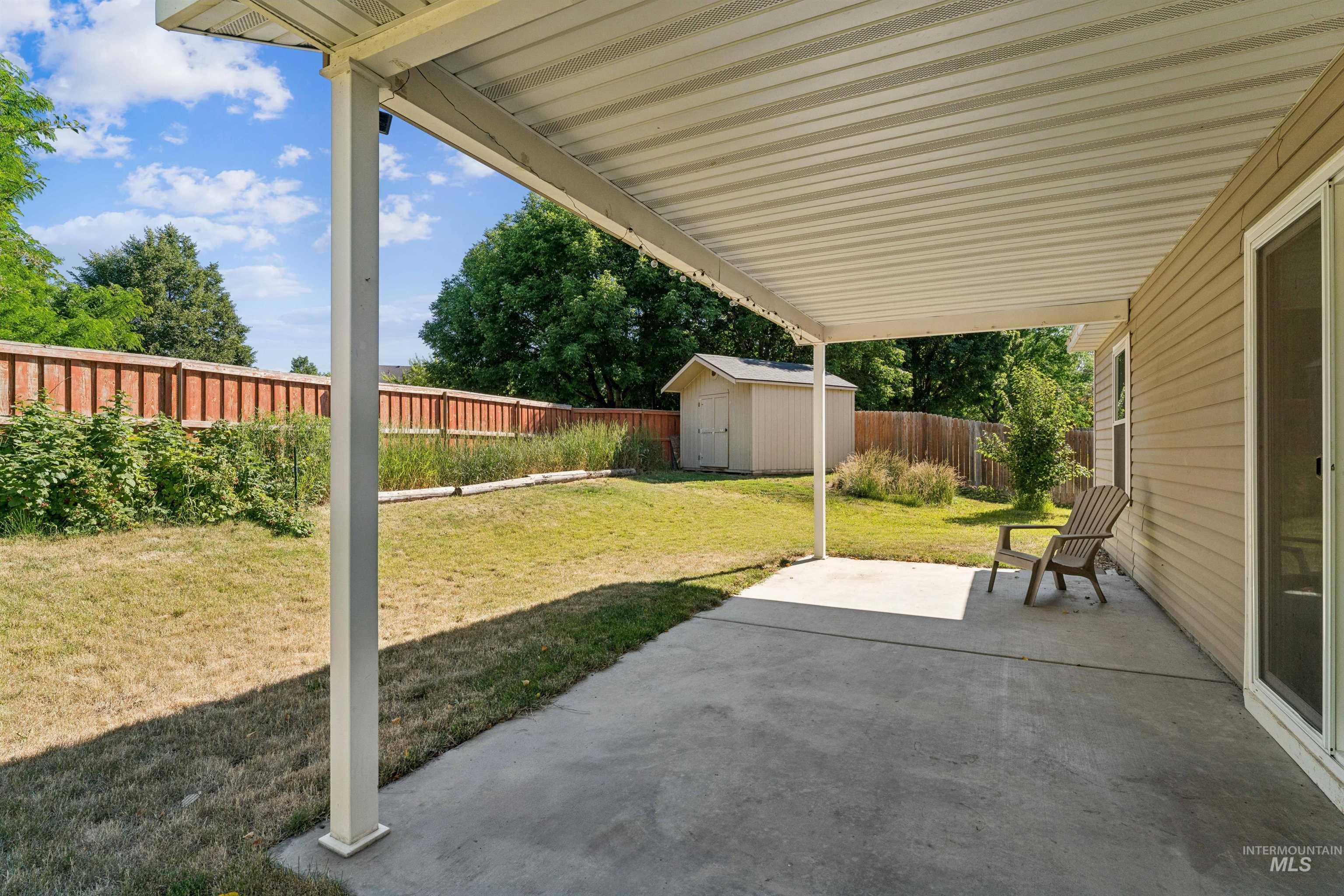 6484 S White Cliff Ave, Boise, Idaho 83709, 3 Bedrooms, 2 Bathrooms, Residential For Sale, Price $375,000,MLS 98990881
