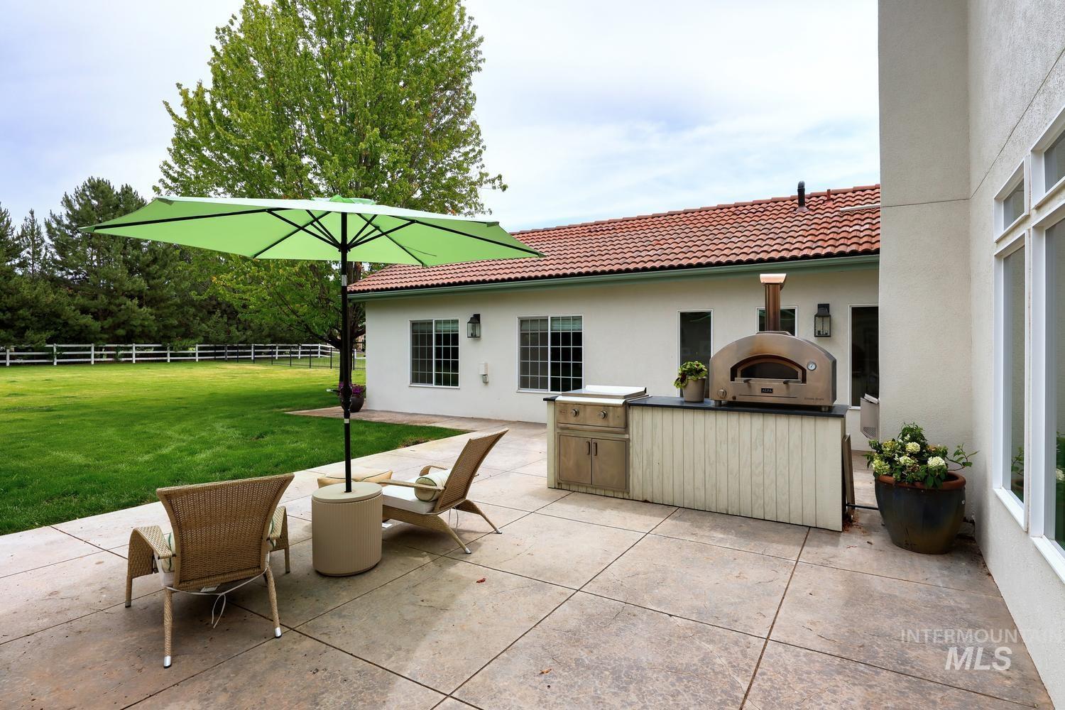 3434 S Kingsbury Way, Eagle, Idaho 83616, 4 Bedrooms, 3.5 Bathrooms, Residential For Sale, Price $1,525,000,MLS 98990883