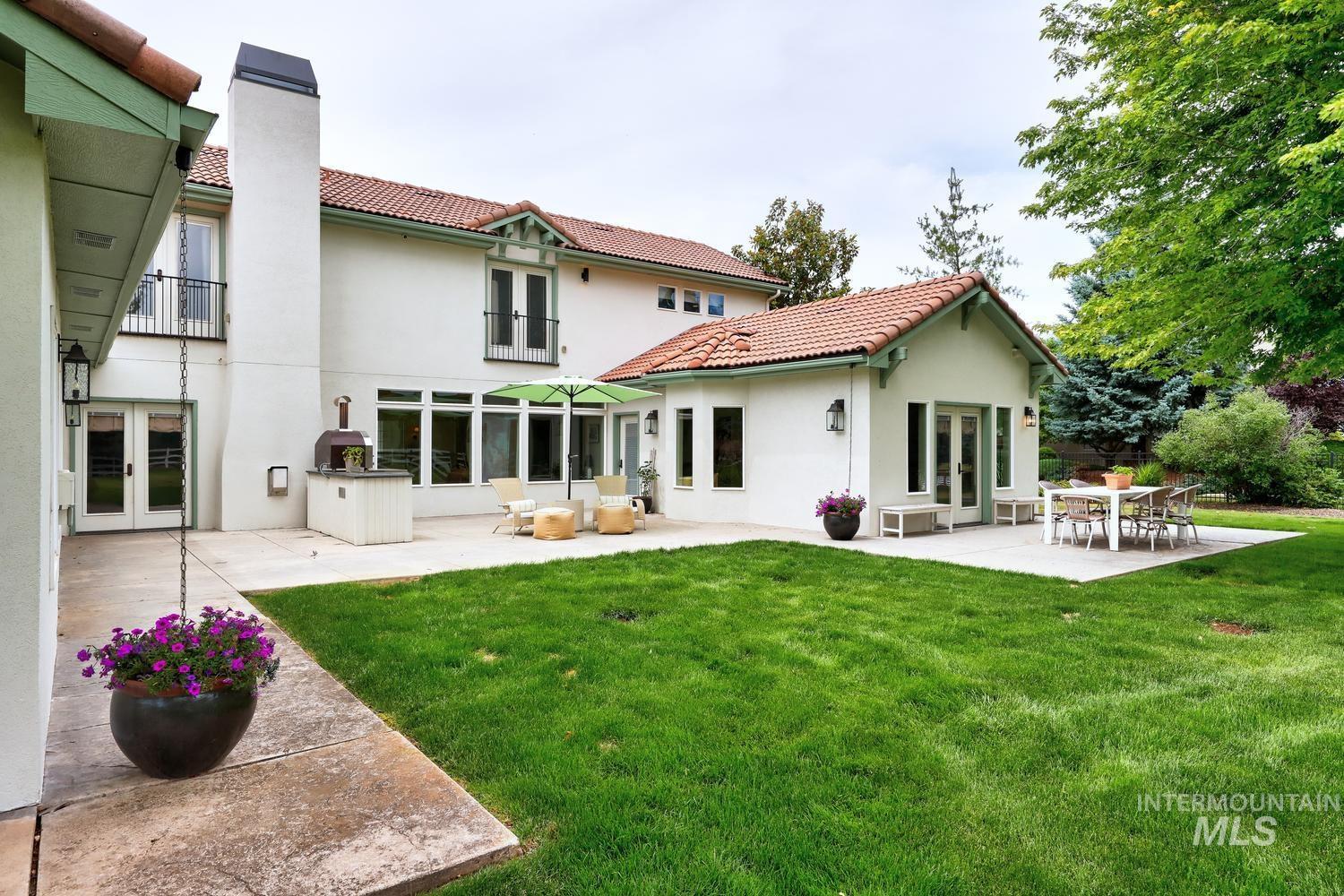 3434 S Kingsbury Way, Eagle, Idaho 83616, 4 Bedrooms, 3.5 Bathrooms, Residential For Sale, Price $1,525,000,MLS 98990883