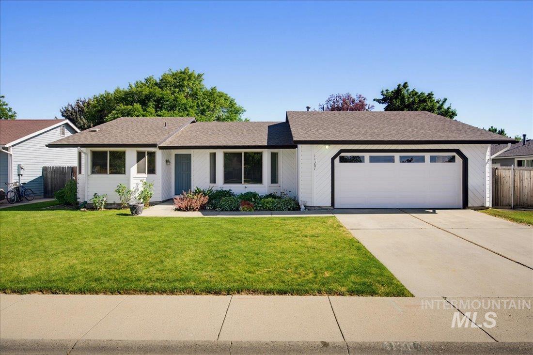 11367 W Hinsdale Ct, Boise, Idaho 83713, 3 Bedrooms, 2 Bathrooms, Residential For Sale, Price $444,900,MLS 98990884
