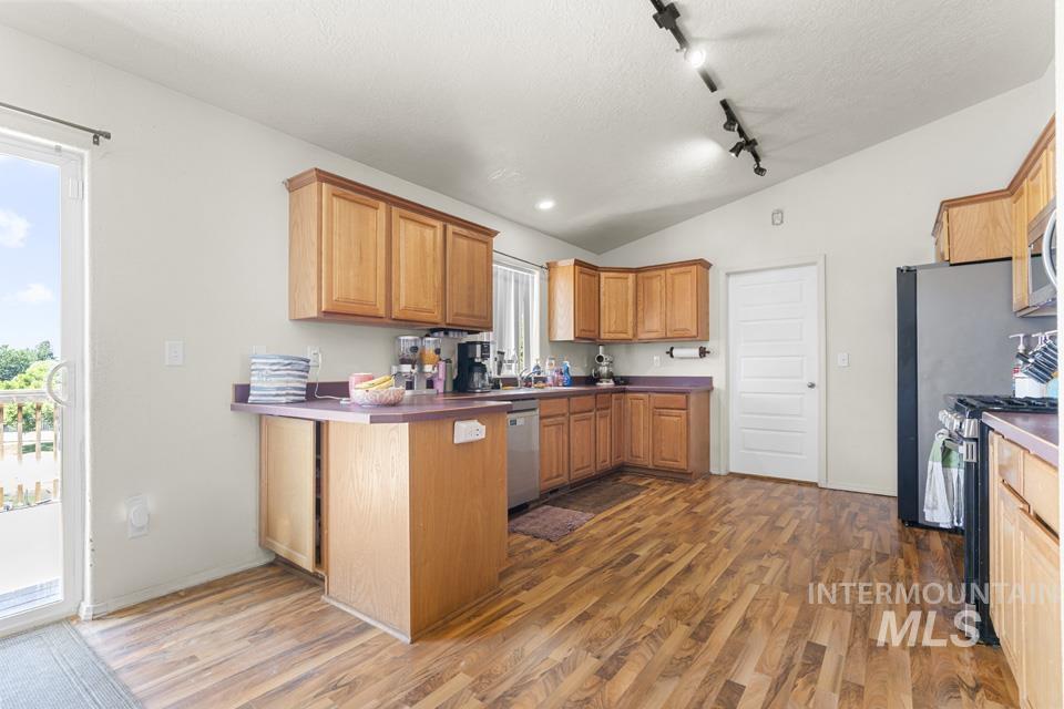 880 S Iowa Ave, Payette, Idaho 83661, 3 Bedrooms, 2 Bathrooms, Residential For Sale, Price $365,000,MLS 98990886