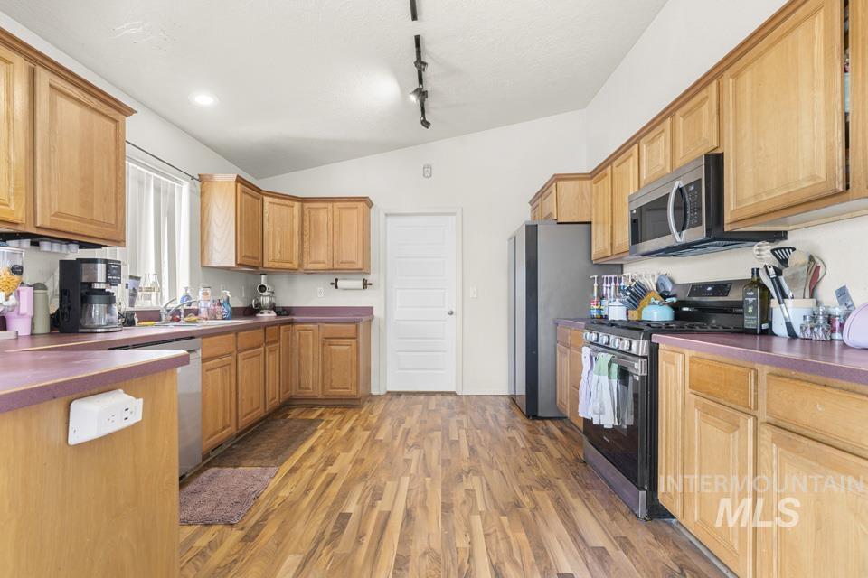 880 S Iowa Ave, Payette, Idaho 83661, 3 Bedrooms, 2 Bathrooms, Residential For Sale, Price $365,000,MLS 98990886