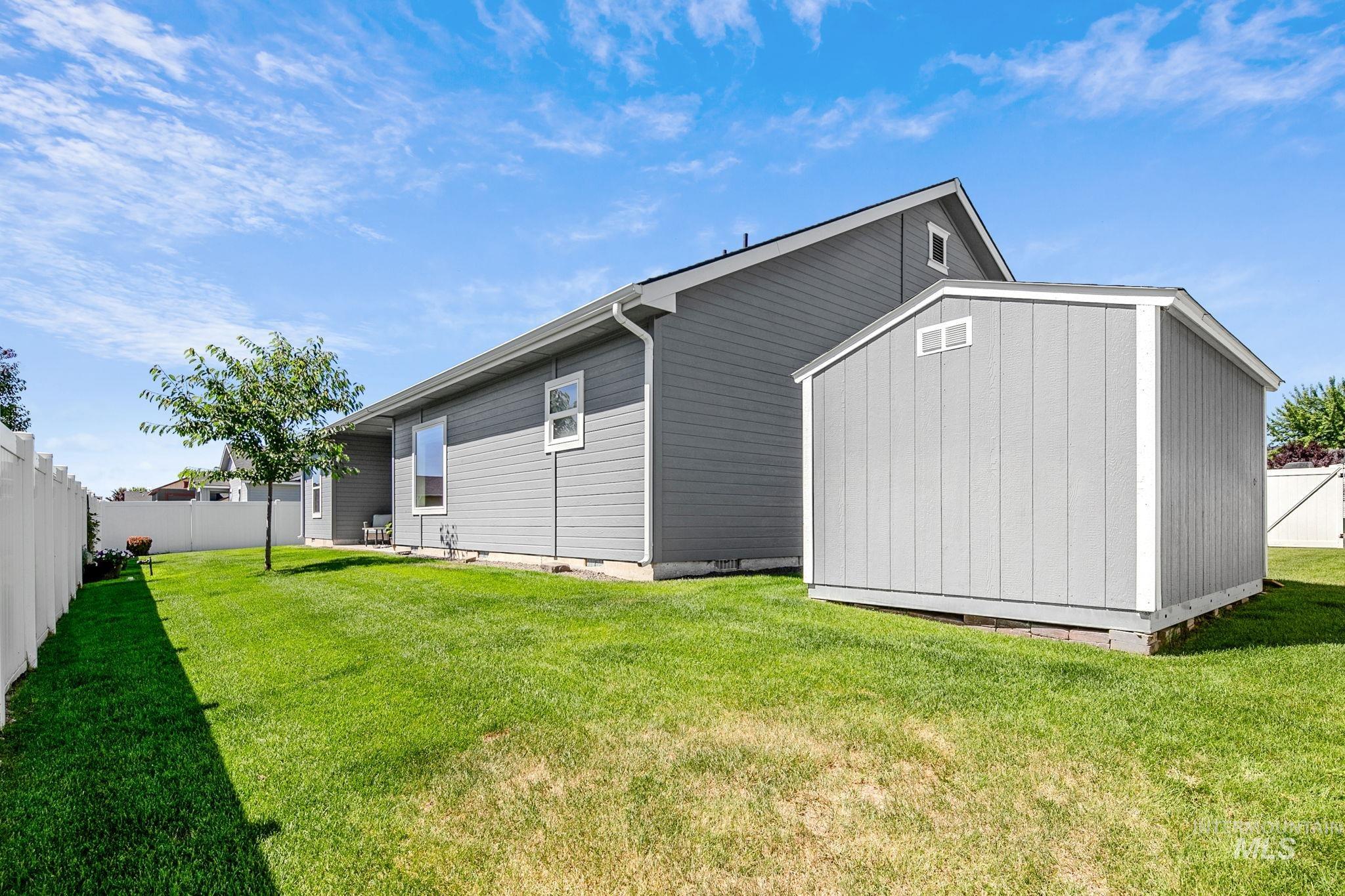 750 Zinnia St, Fruitland, Idaho 83619, 3 Bedrooms, 2 Bathrooms, Residential For Sale, Price $448,000,MLS 98990887