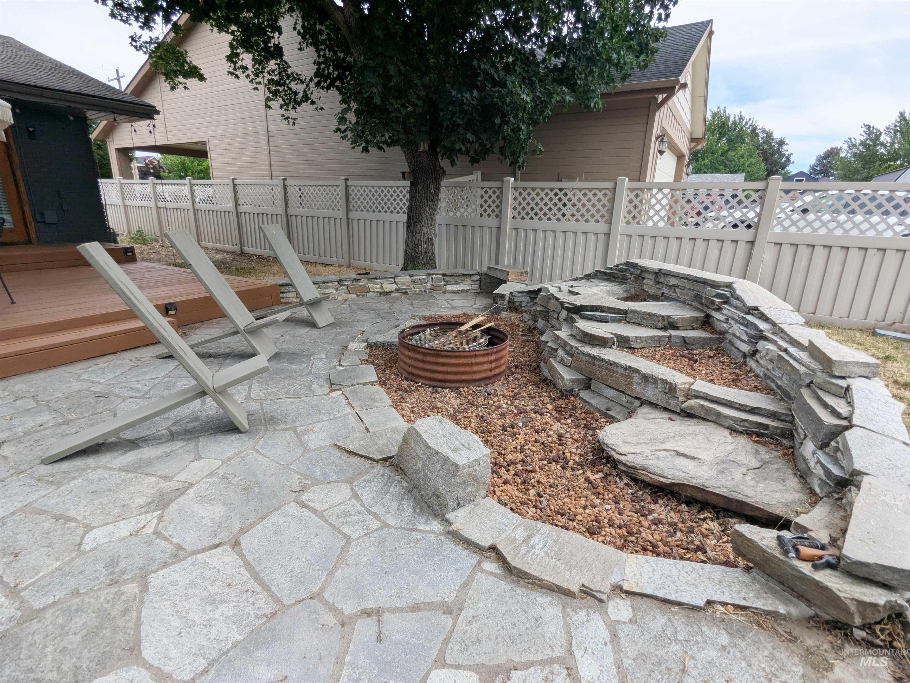 8709 W Ben Ct, Boise, Idaho 83714, 4 Bedrooms, 2 Bathrooms, Residential For Sale, Price $599,000,MLS 98990888