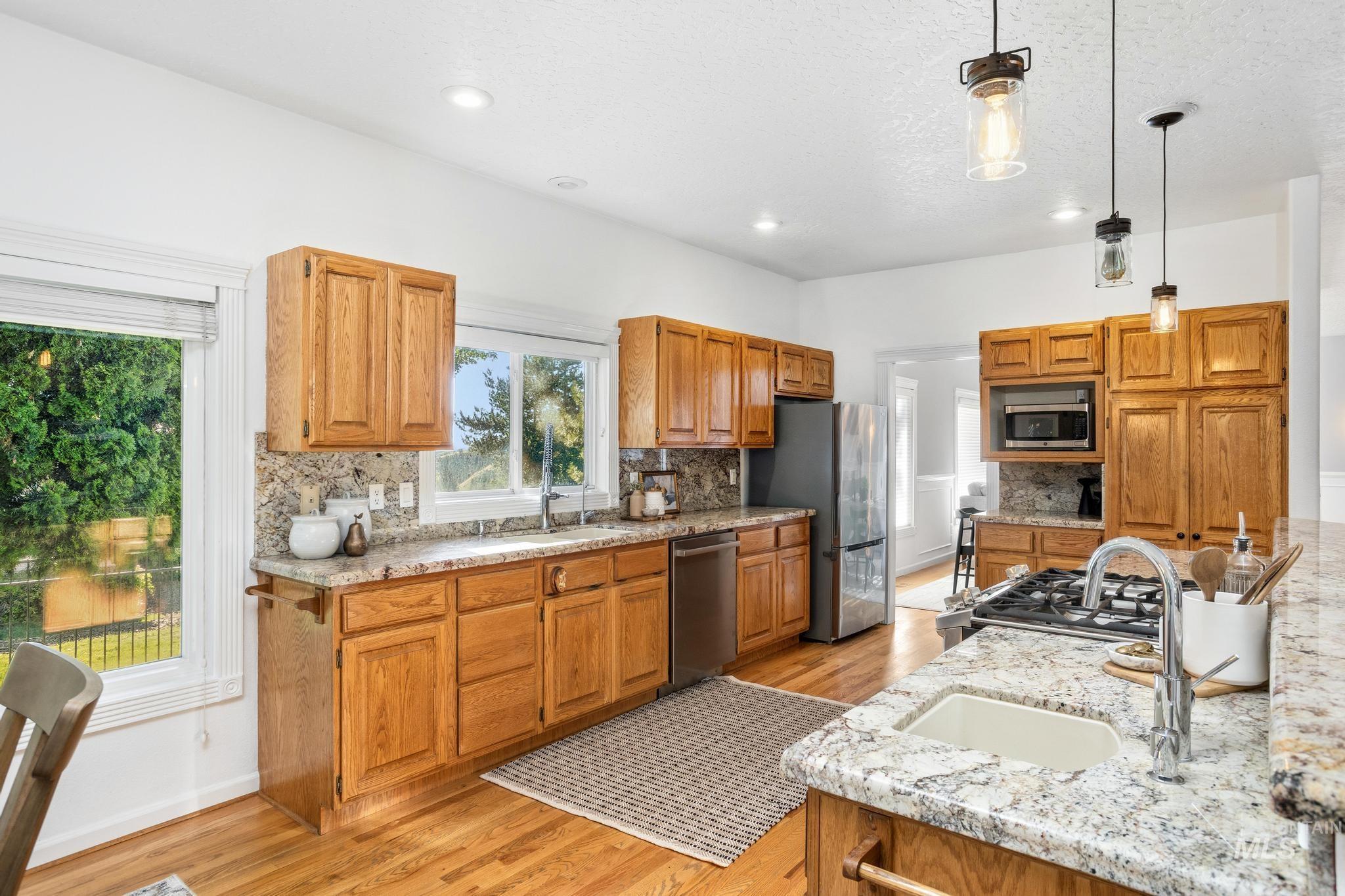 4415 W Quail Ridge Dr, Boise, Idaho 83703, 4 Bedrooms, 2 Bathrooms, Residential For Sale, Price $899,000,MLS 98990889