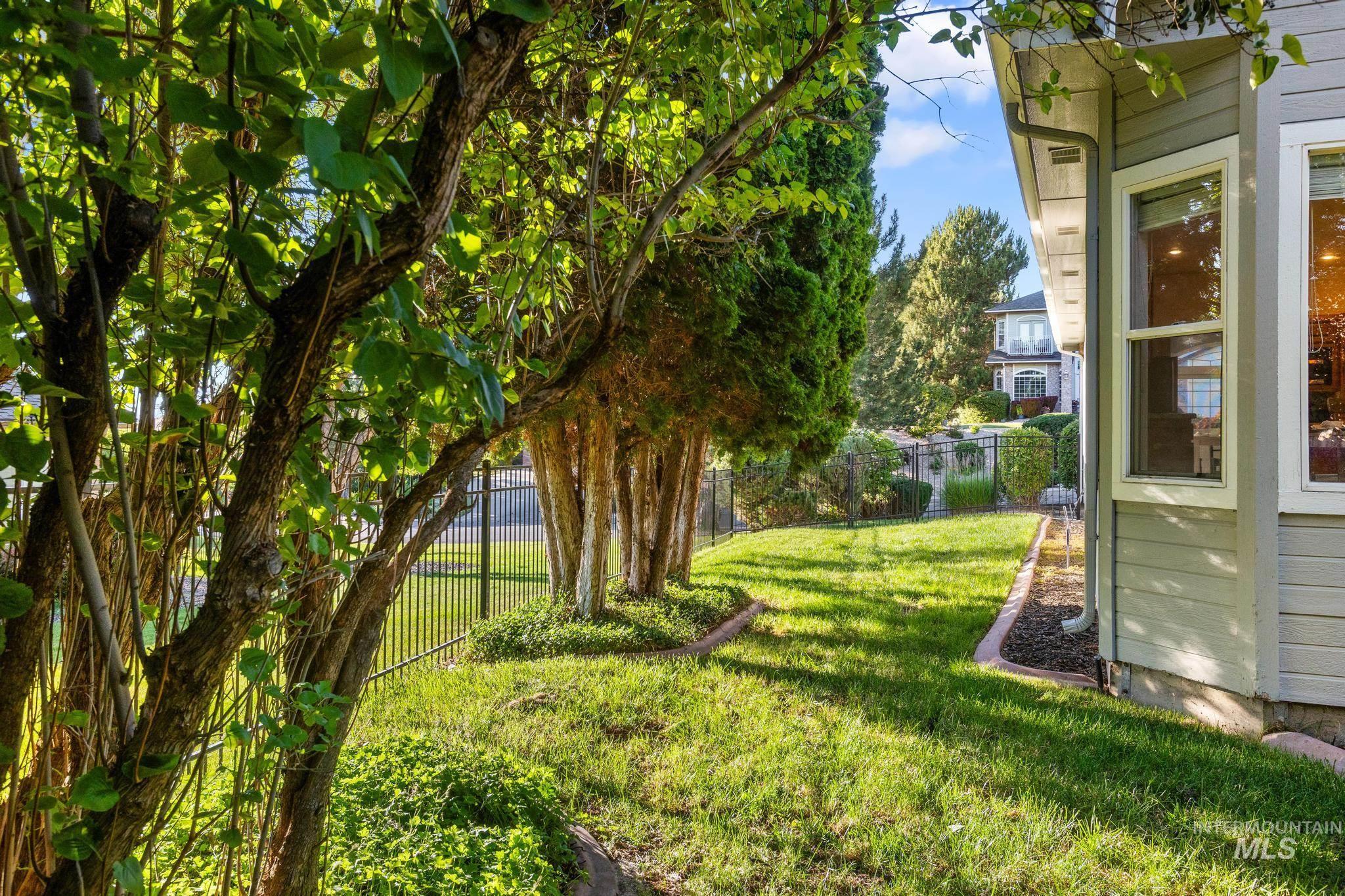4415 W Quail Ridge Dr, Boise, Idaho 83703, 4 Bedrooms, 2 Bathrooms, Residential For Sale, Price $899,000,MLS 98990889