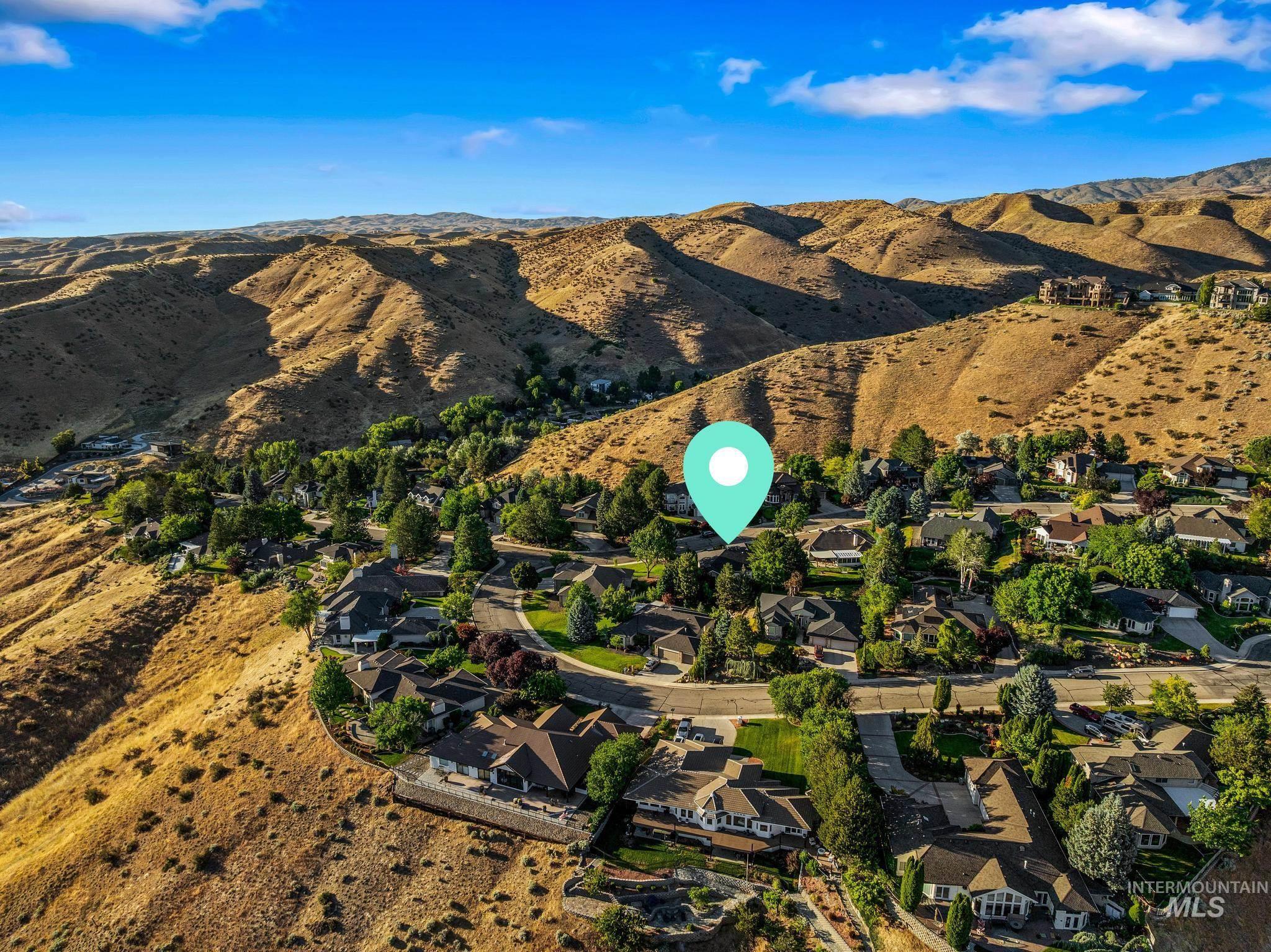 4415 W Quail Ridge Dr, Boise, Idaho 83703, 4 Bedrooms, 2 Bathrooms, Residential For Sale, Price $899,000,MLS 98990889