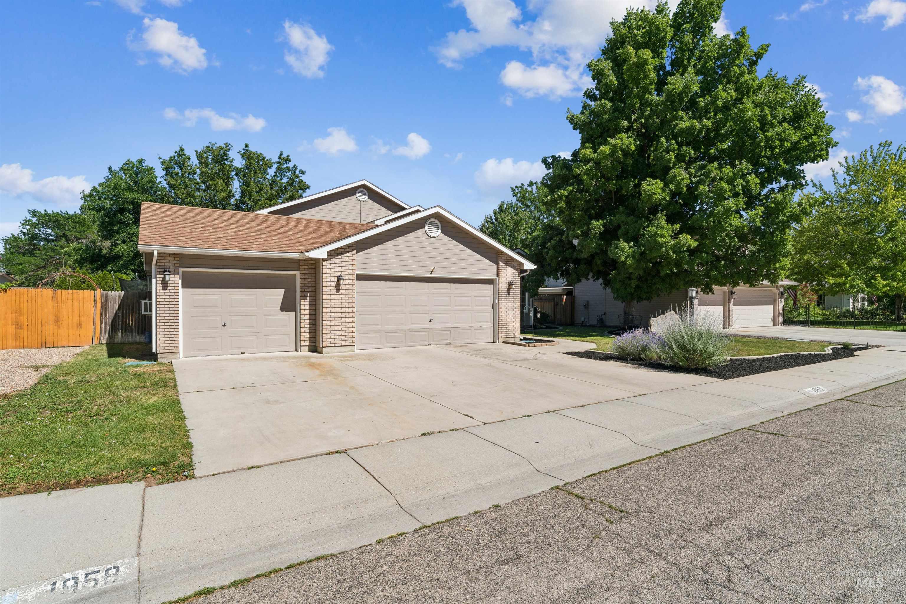 1958 N Coolwater Ave, Boise, Idaho 83713, 4 Bedrooms, 3 Bathrooms, Residential For Sale, Price $510,000,MLS 98990890
