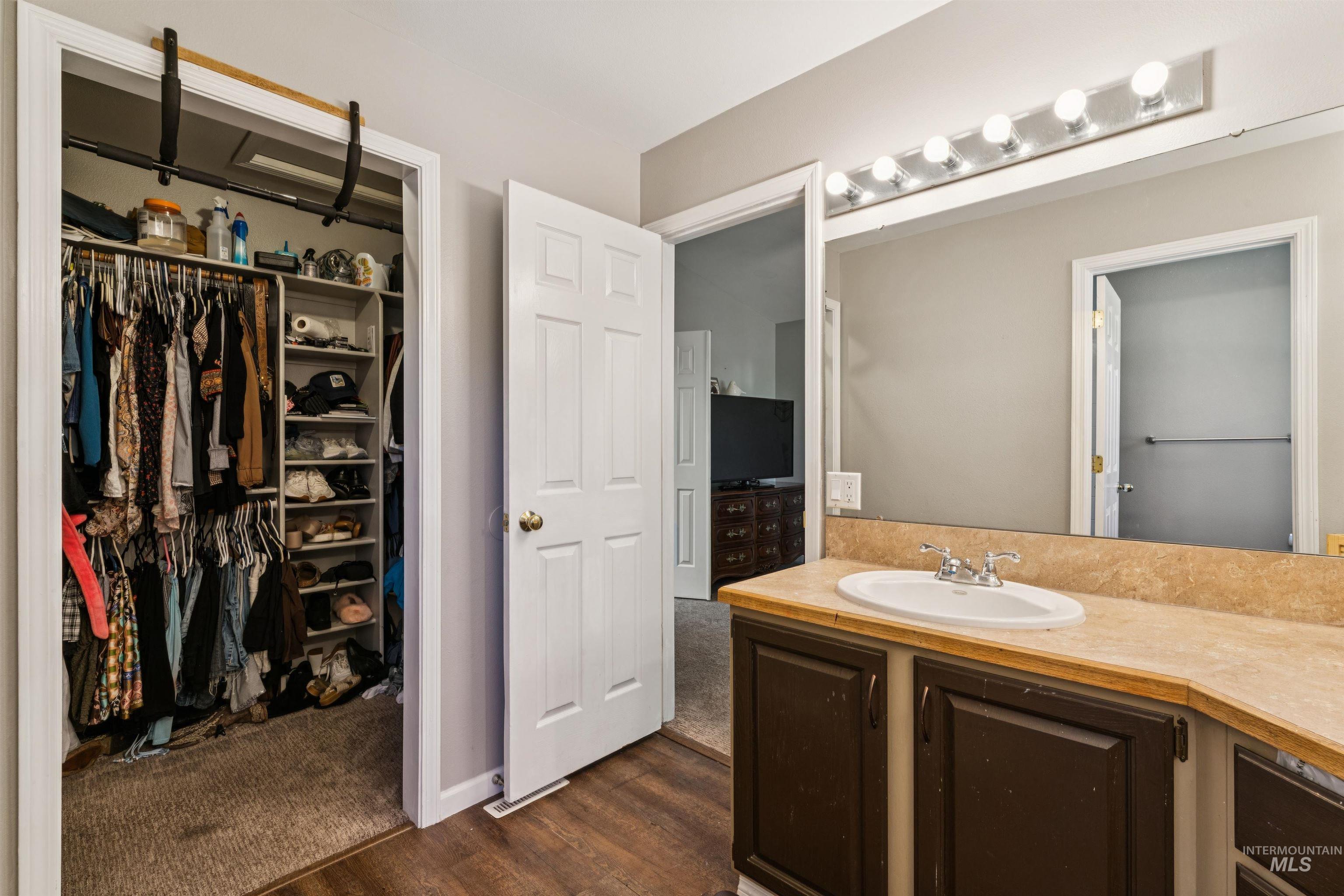 1958 N Coolwater Ave, Boise, Idaho 83713, 4 Bedrooms, 3 Bathrooms, Residential For Sale, Price $510,000,MLS 98990890