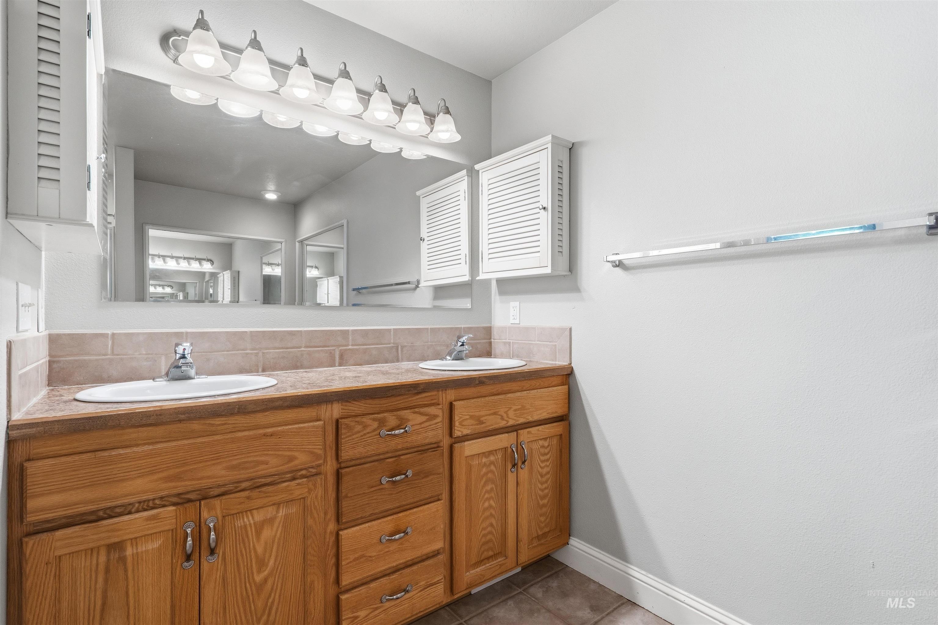 5303 Howard Lane, Nampa, Idaho 83687, 4 Bedrooms, 3 Bathrooms, Residential For Sale, Price $724,500,MLS 98990891