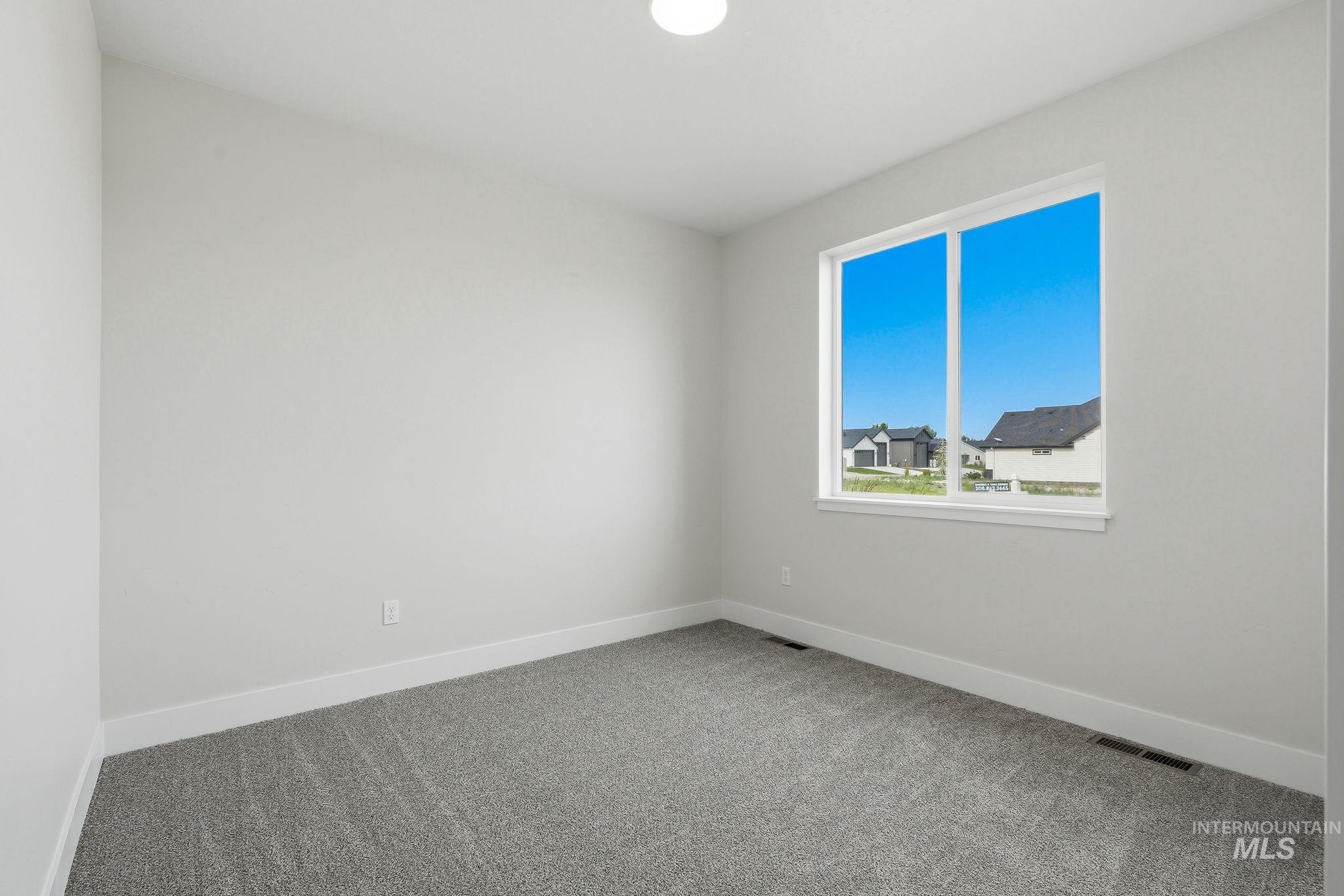 1510 Castle Way, Emmett, Idaho 83617, 3 Bedrooms, 2 Bathrooms, Residential For Sale, Price $475,000,MLS 98990893