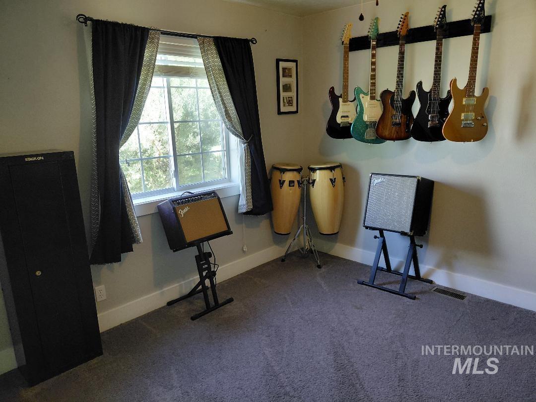 281 Tendoy Street, Bellevue, Idaho 83313, 3 Bedrooms, 2 Bathrooms, Residential For Sale, Price $765,000,MLS 98990896
